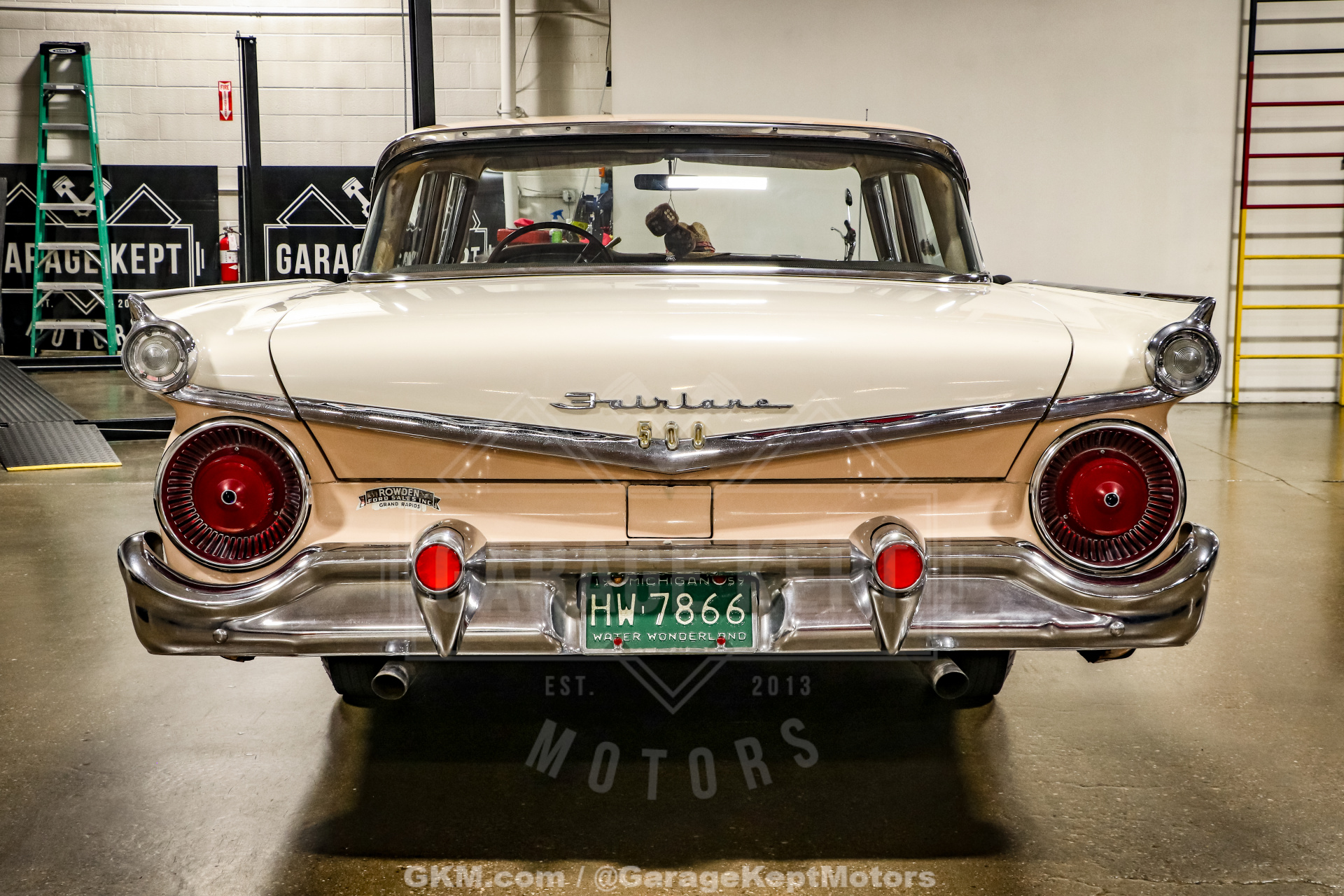 1959 Ford Fairlane 44