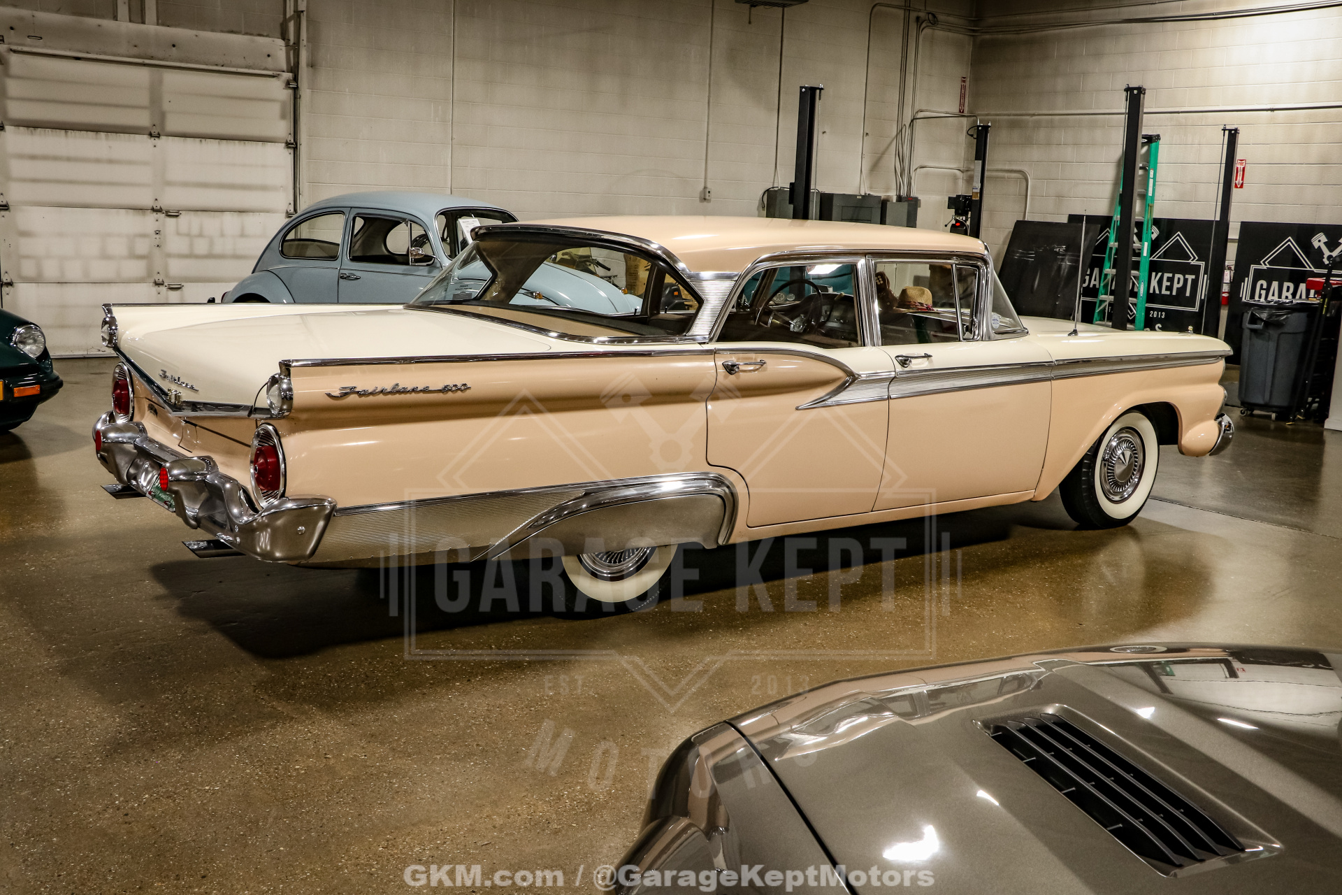 1959 Ford Fairlane 8