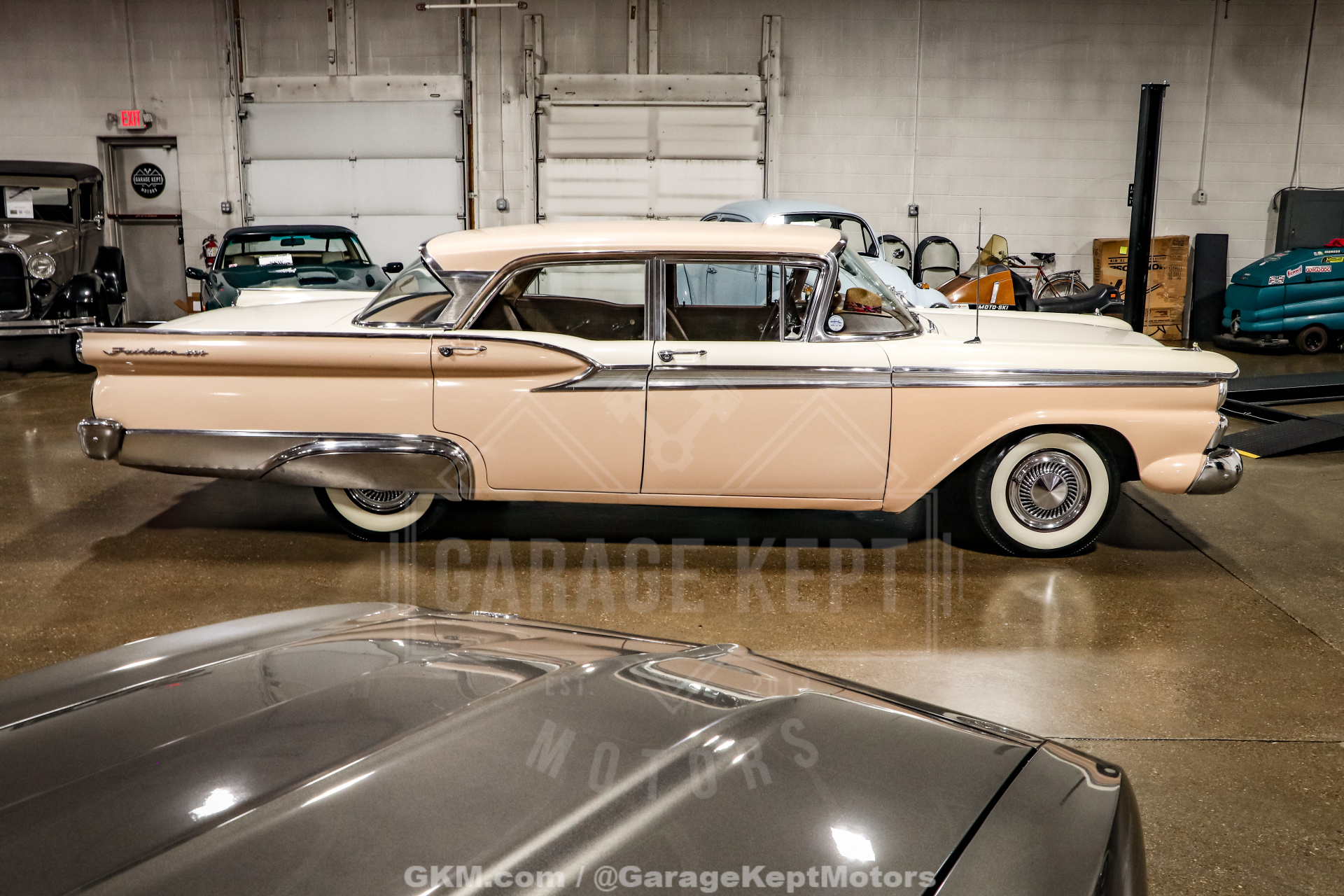 1959 Ford Fairlane 9