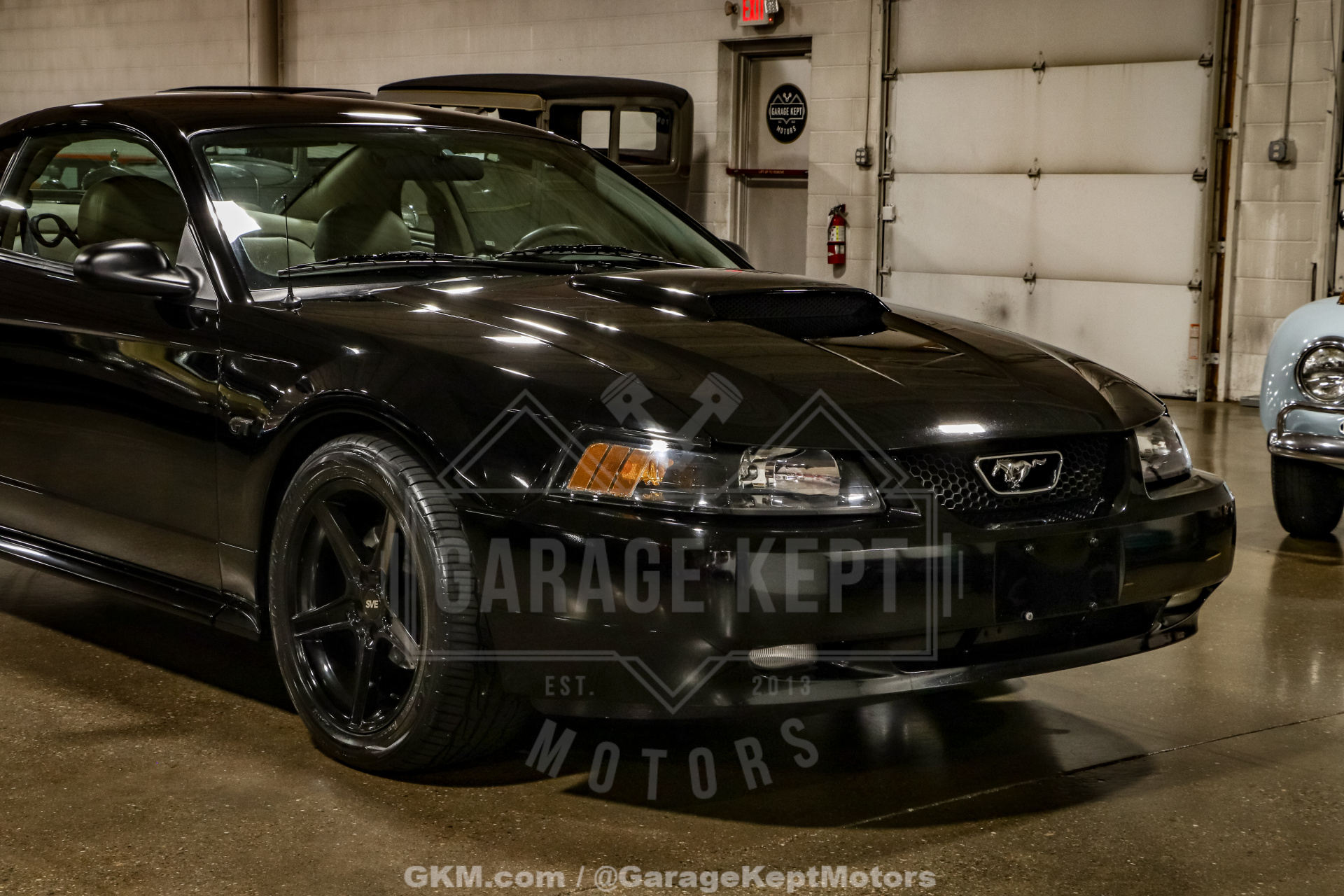 2003 Ford Mustang 13