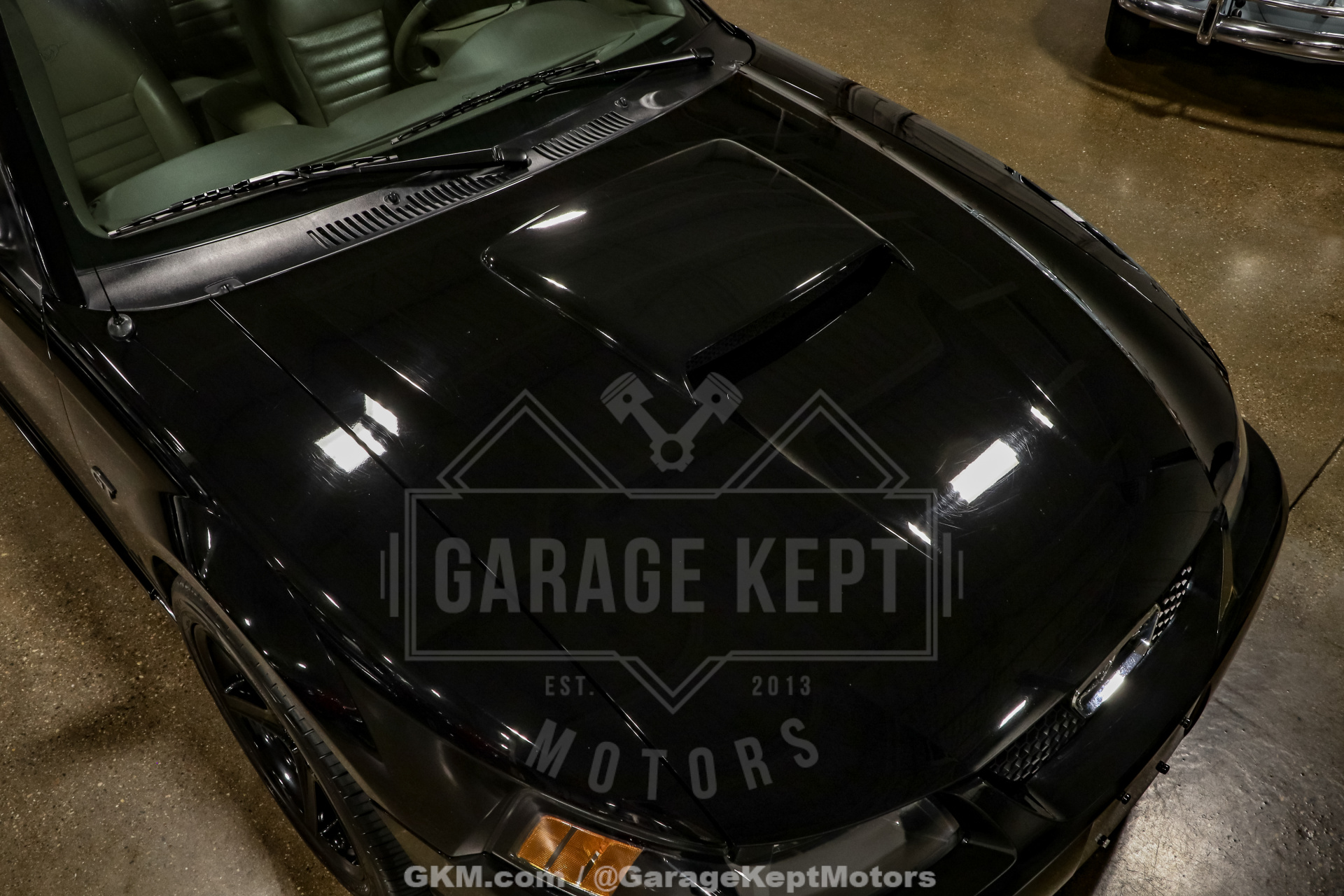 2003 Ford Mustang 14