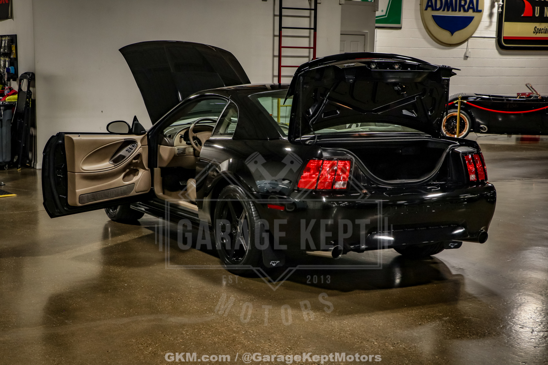 2003 Ford Mustang 57