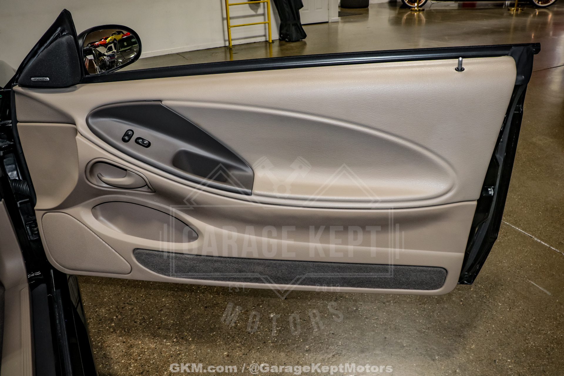 2003 Ford Mustang 59