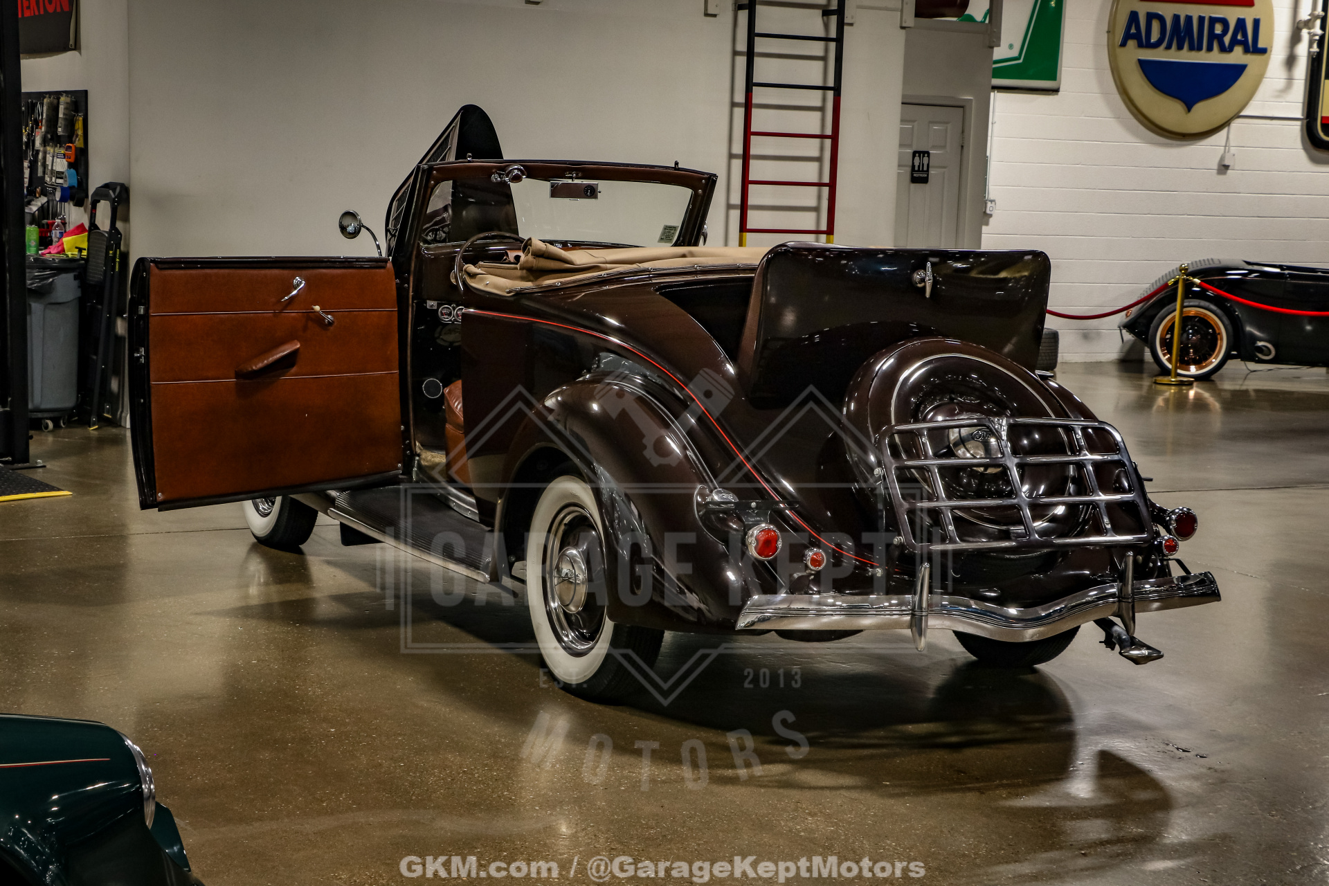 1936 Ford Cabriolet 70