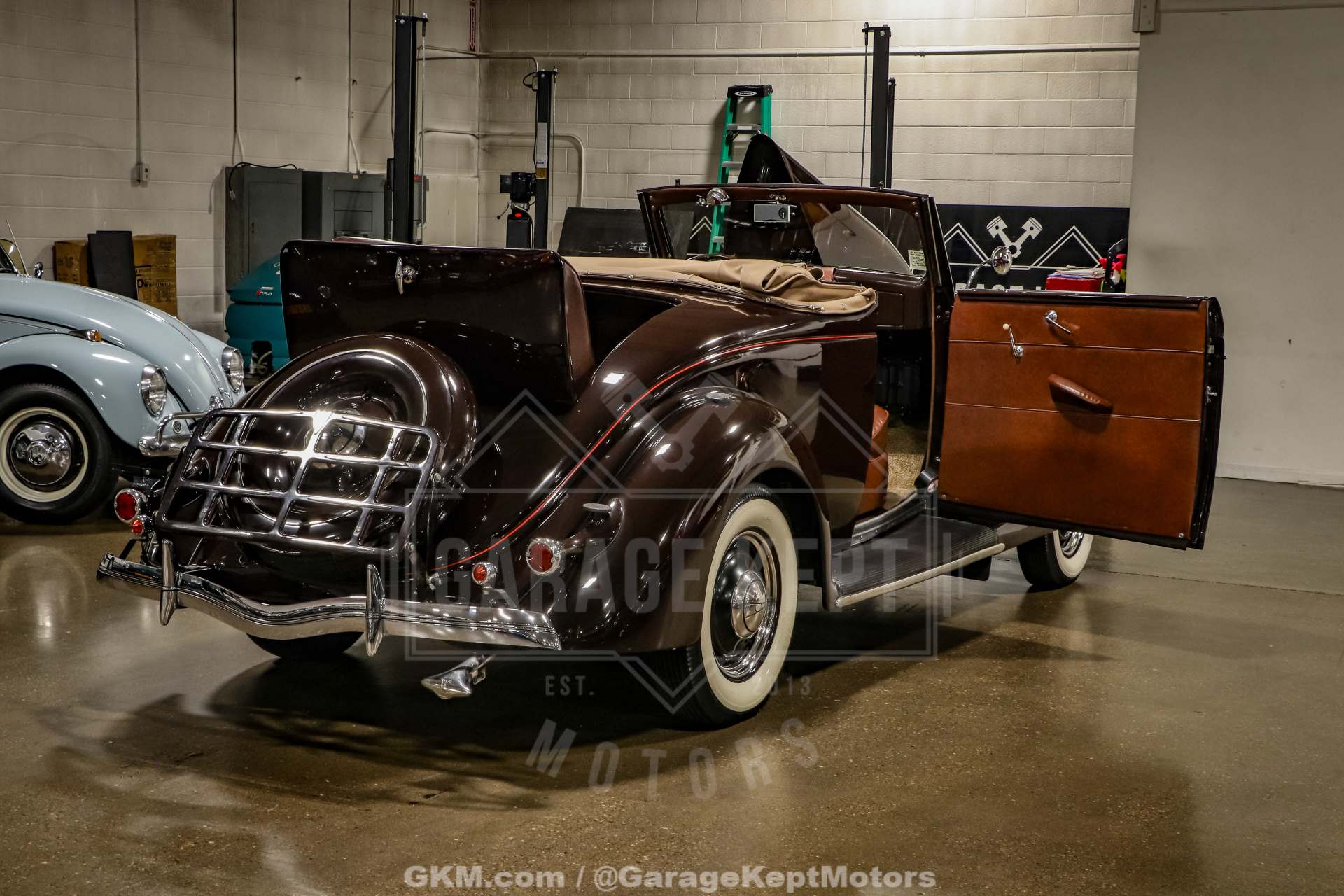 1936 Ford Cabriolet 71
