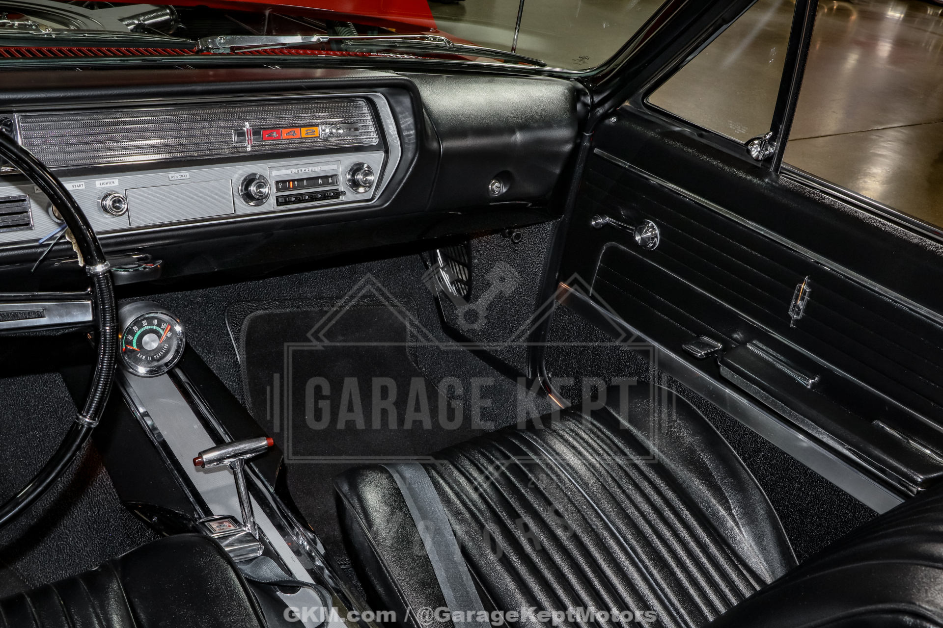 1965 Oldsmobile Cutlass 442 Convertible 111