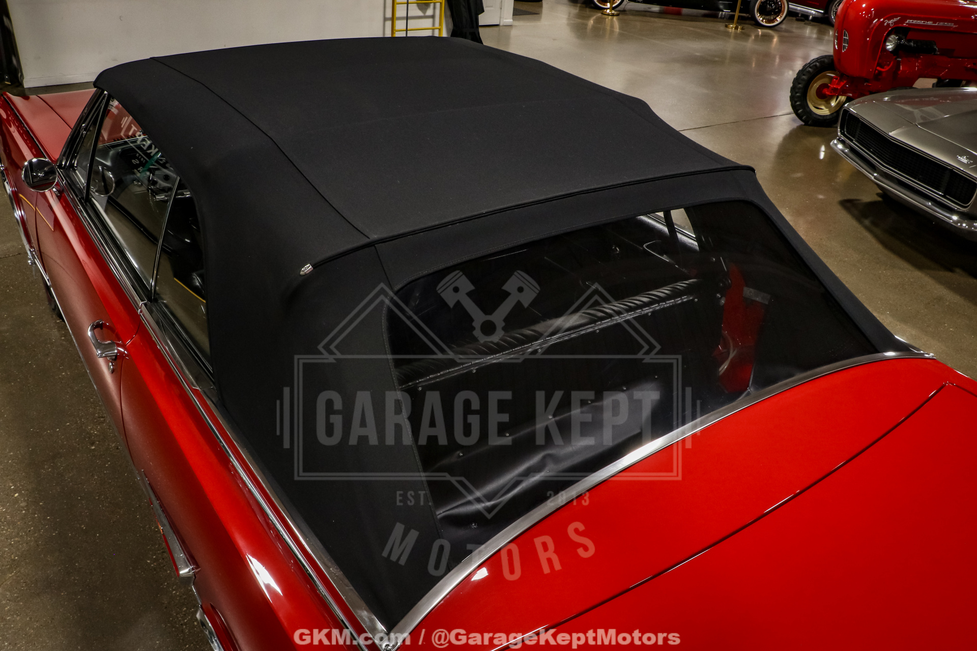 1965 Oldsmobile Cutlass 442 Convertible 12