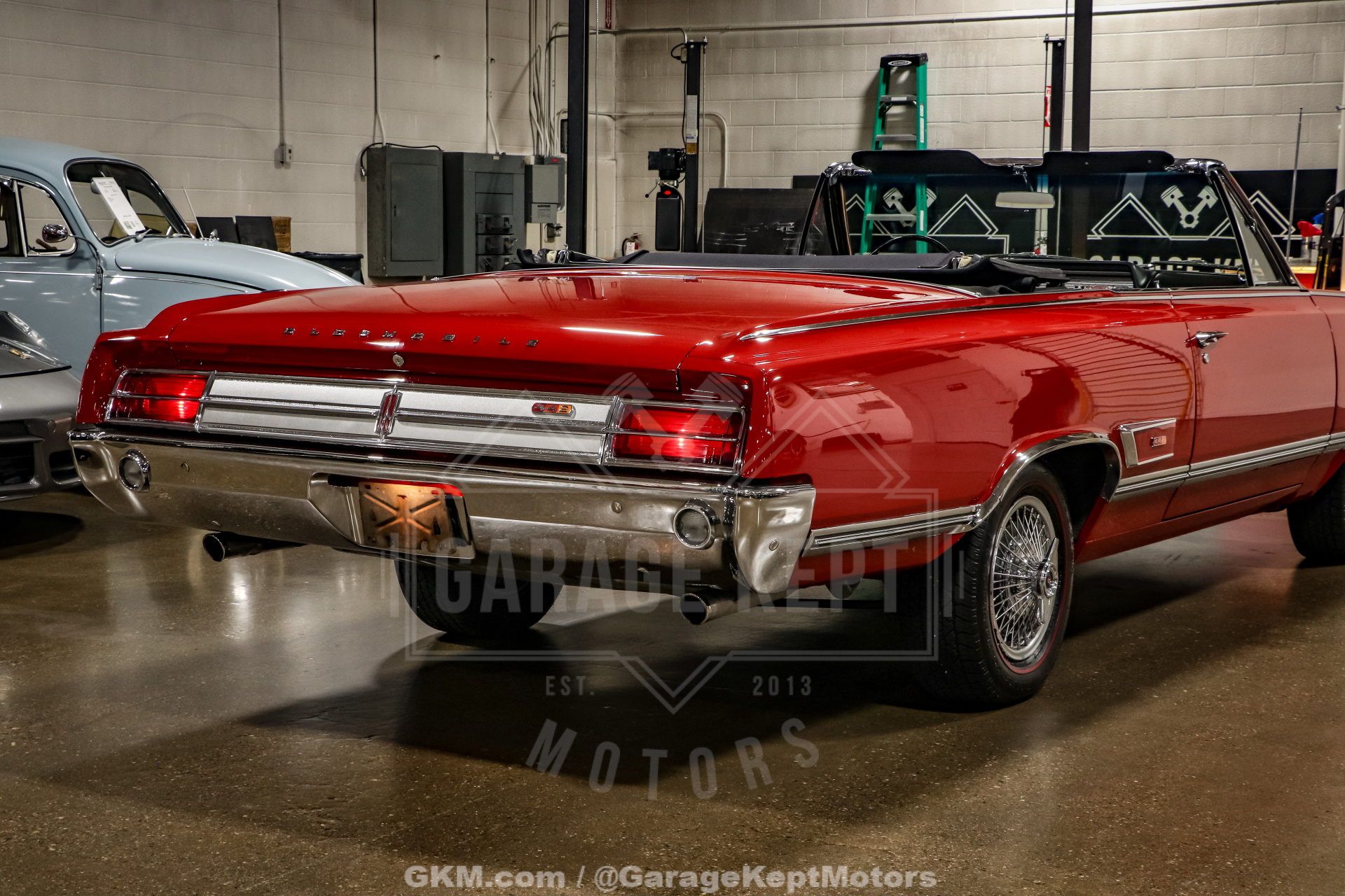 1965 Oldsmobile Cutlass 442 Convertible 53