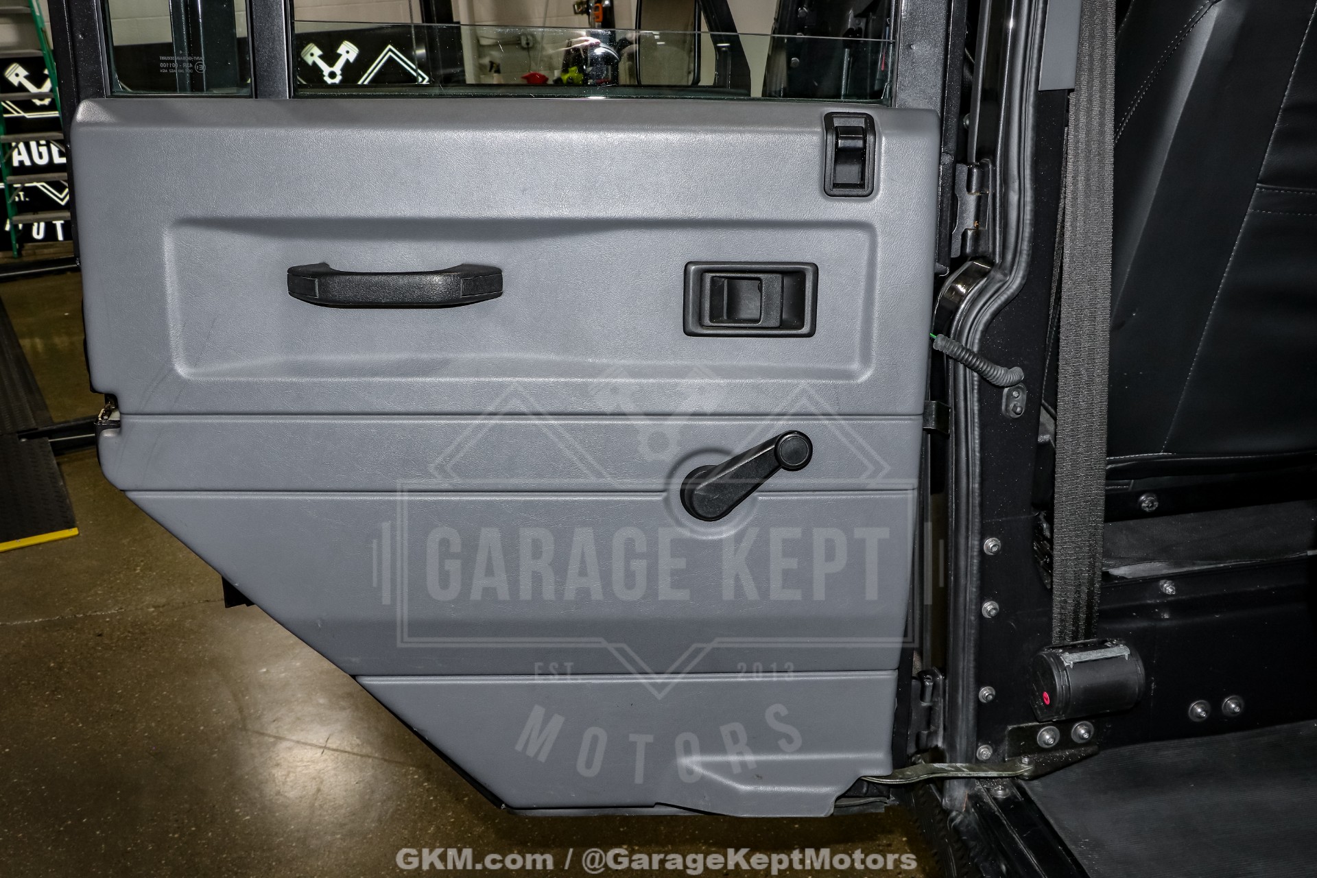 2000 Land Rover Defender 130 103