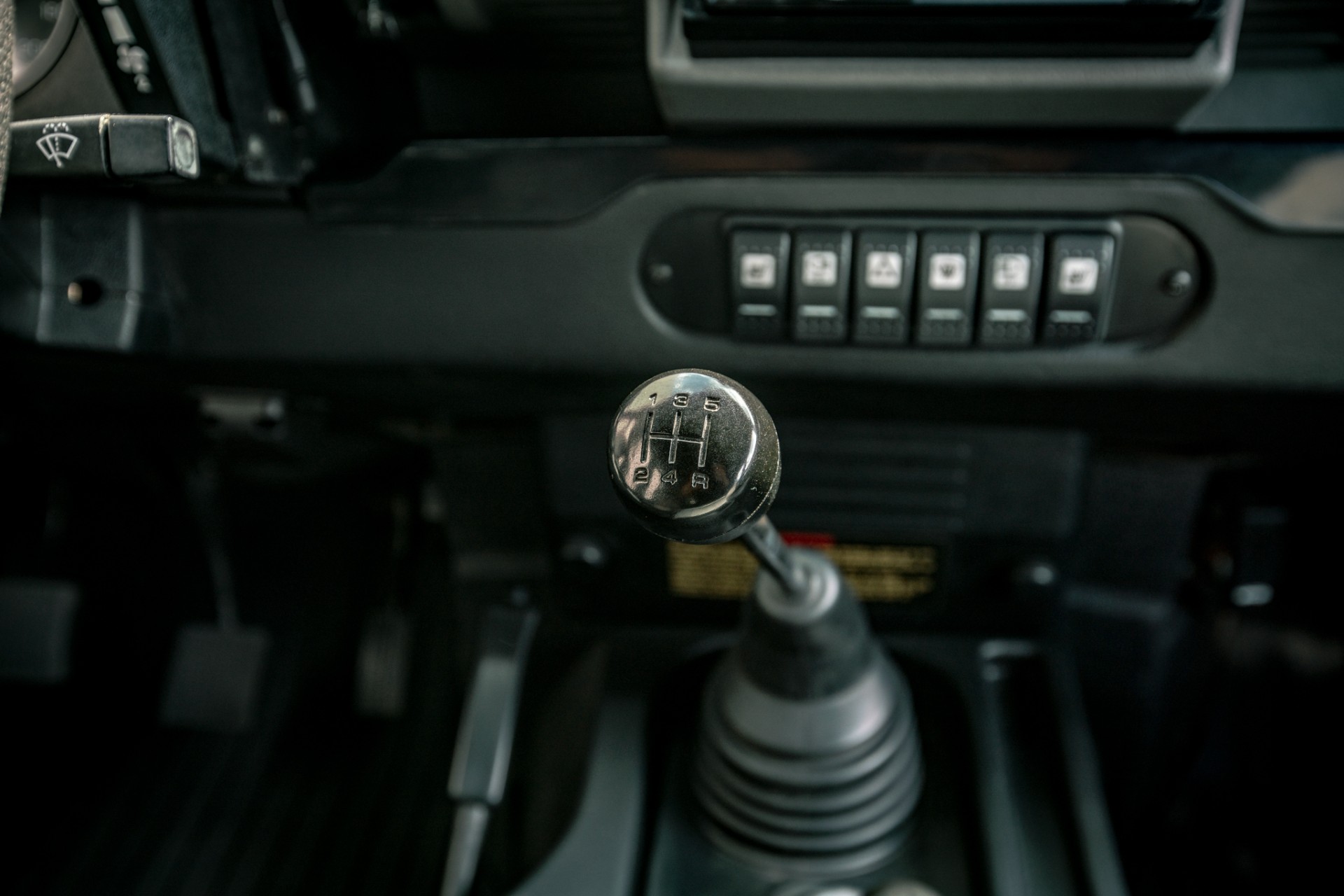 2000 Land Rover Defender 130 10