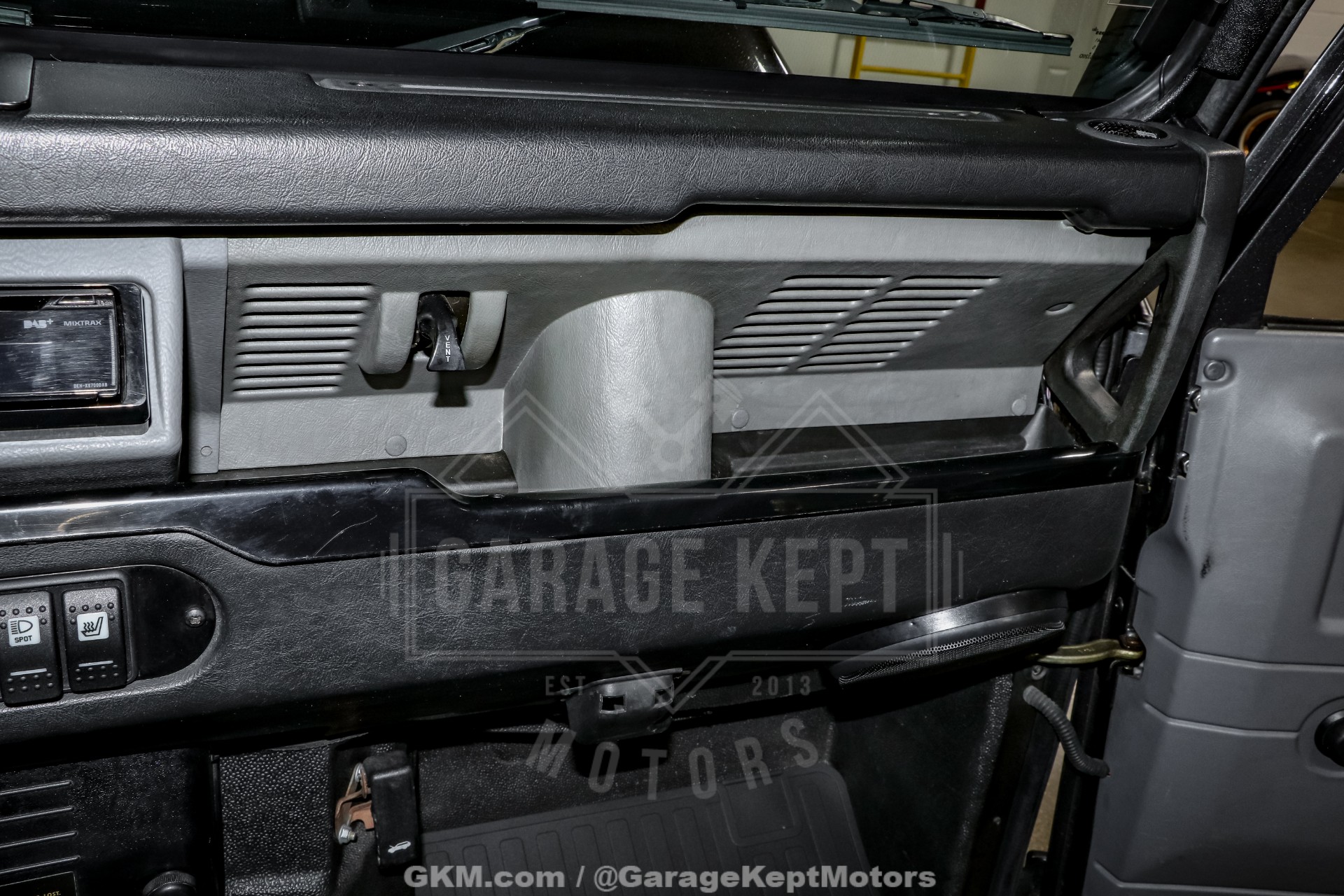2000 Land Rover Defender 130 135