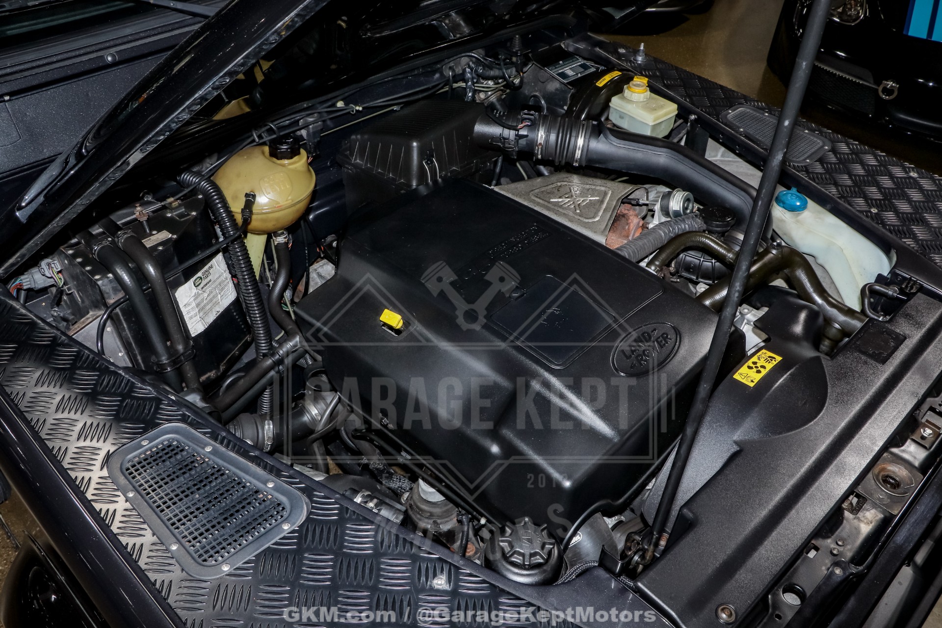 2000 Land Rover Defender 130 144