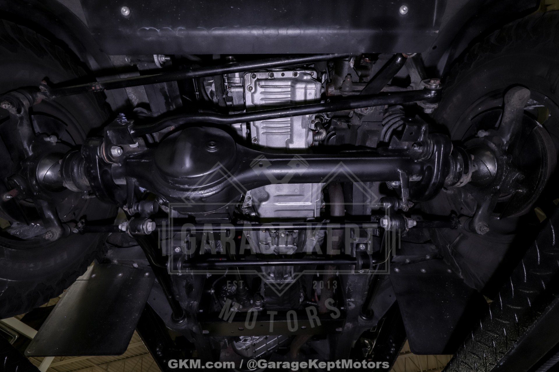 2000 Land Rover Defender 130 175