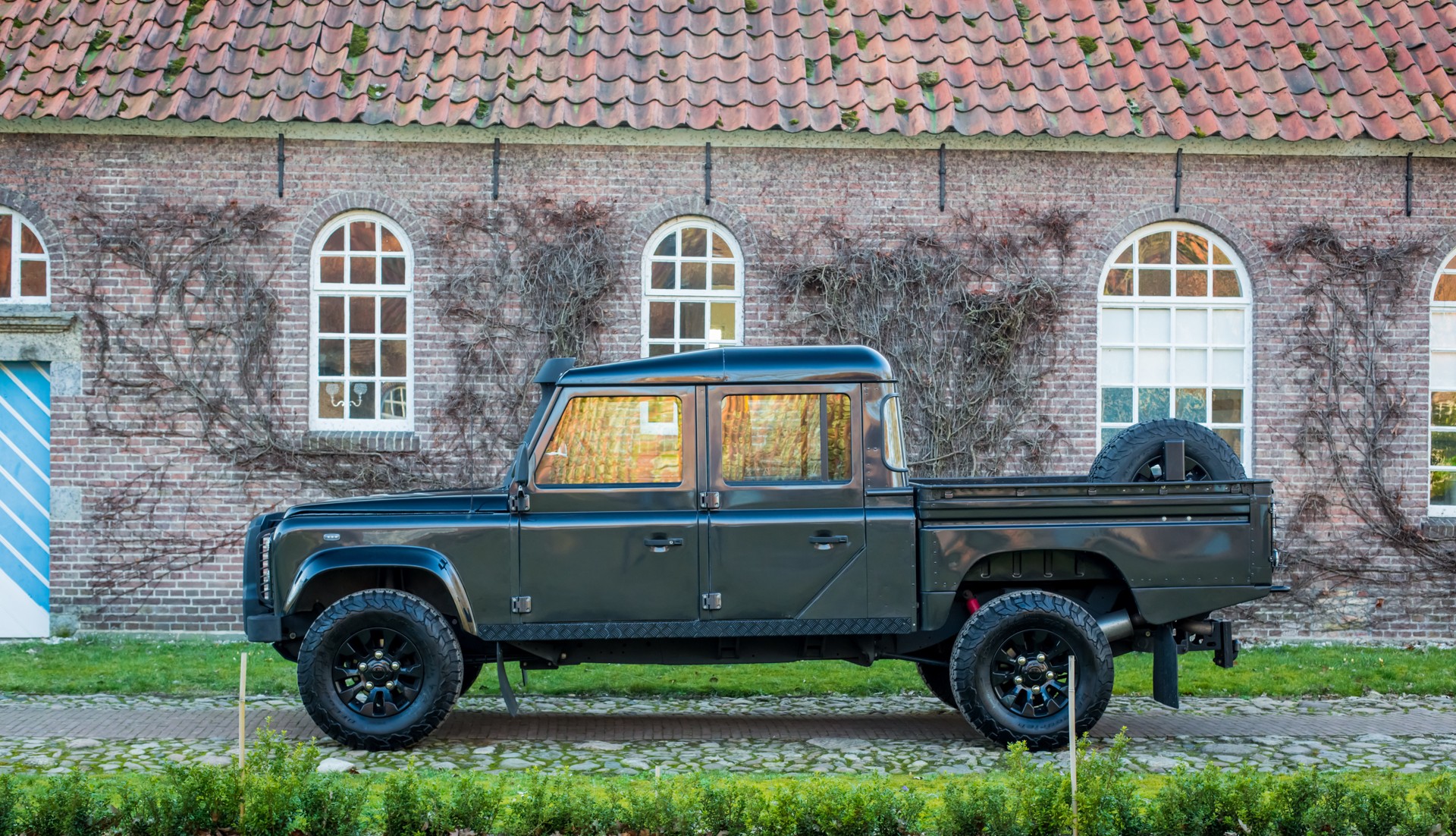 2000 Land Rover Defender 130 202
