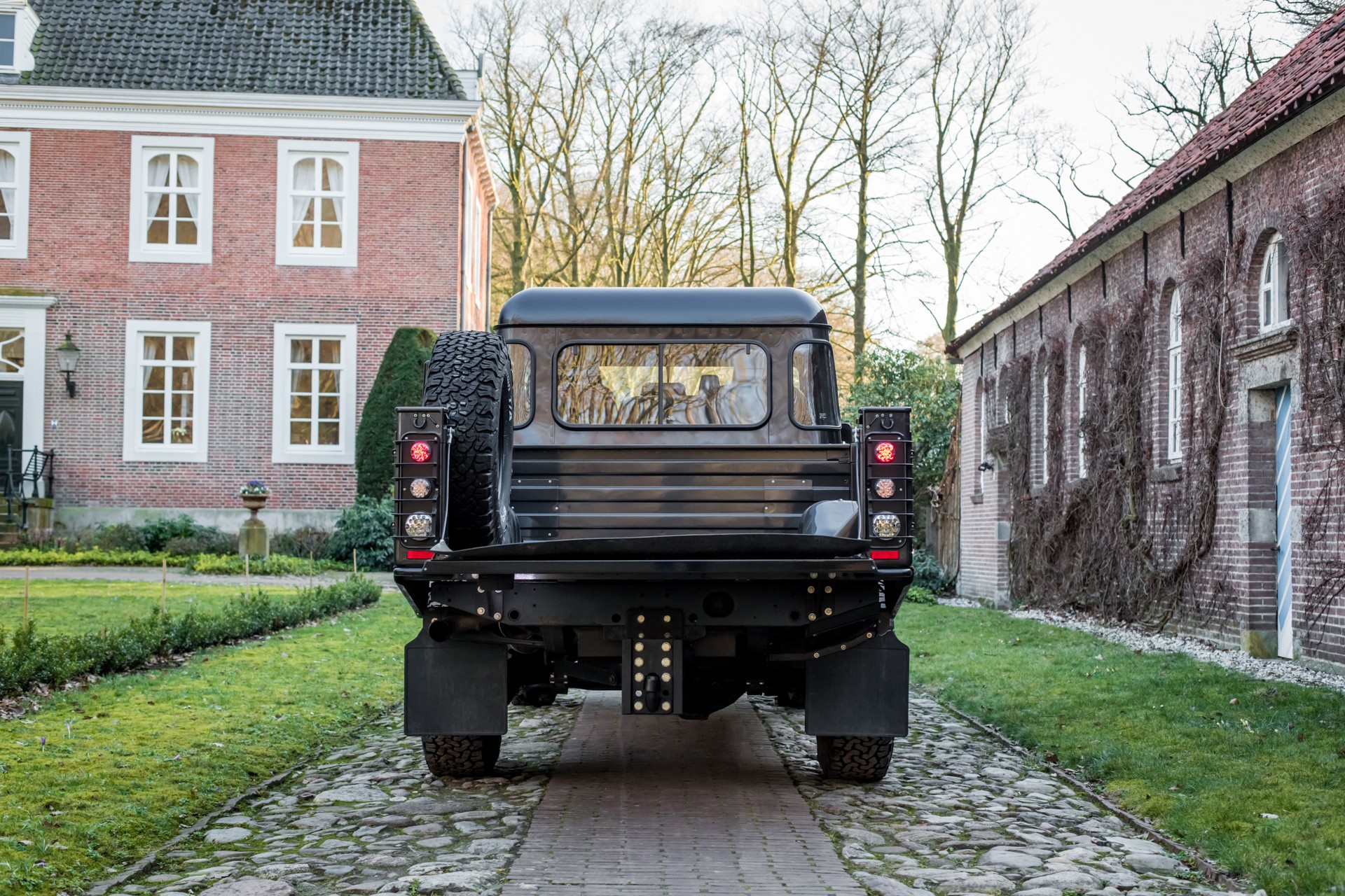 2000 Land Rover Defender 130 212