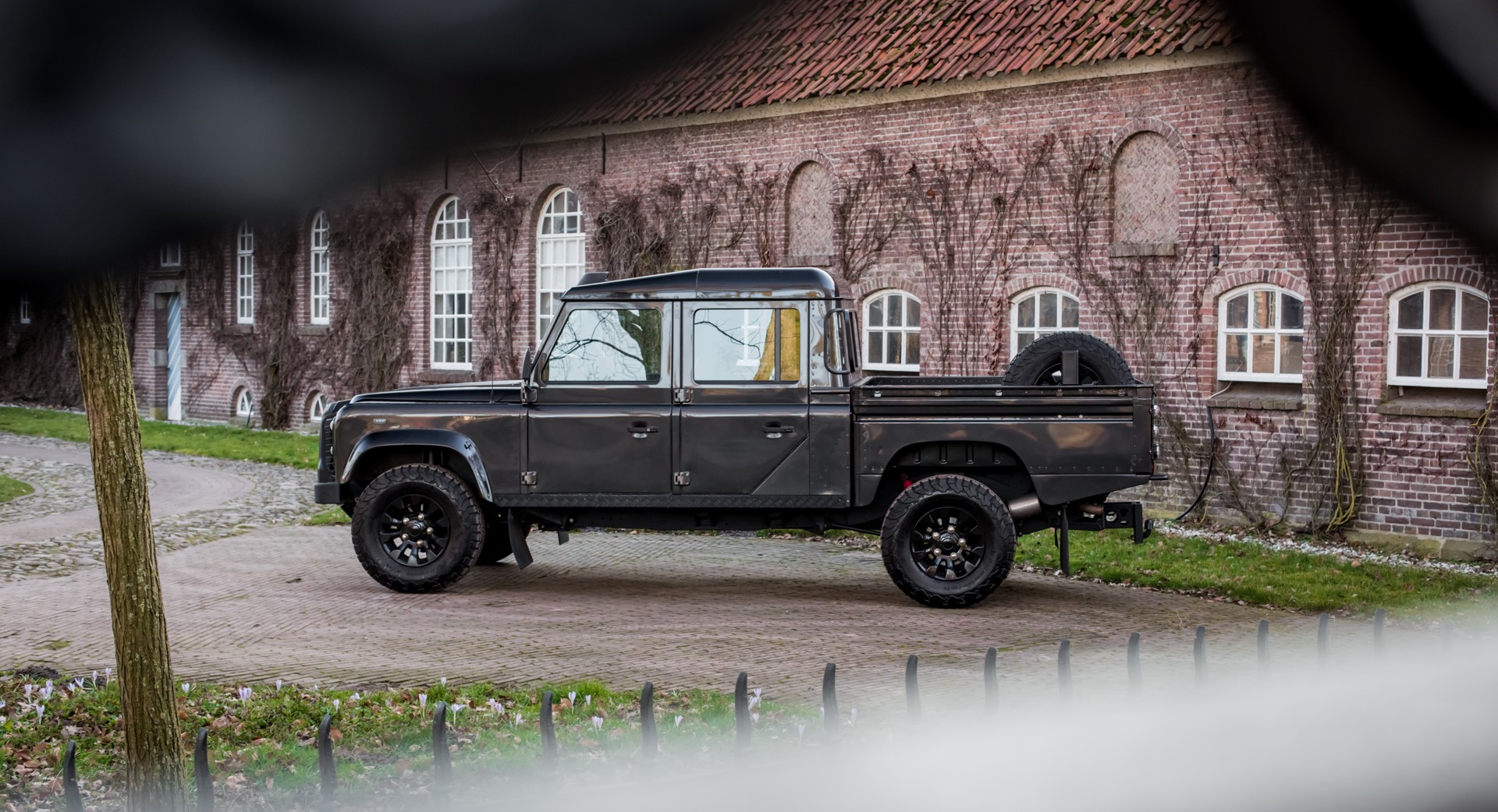 2000 Land Rover Defender 130 214