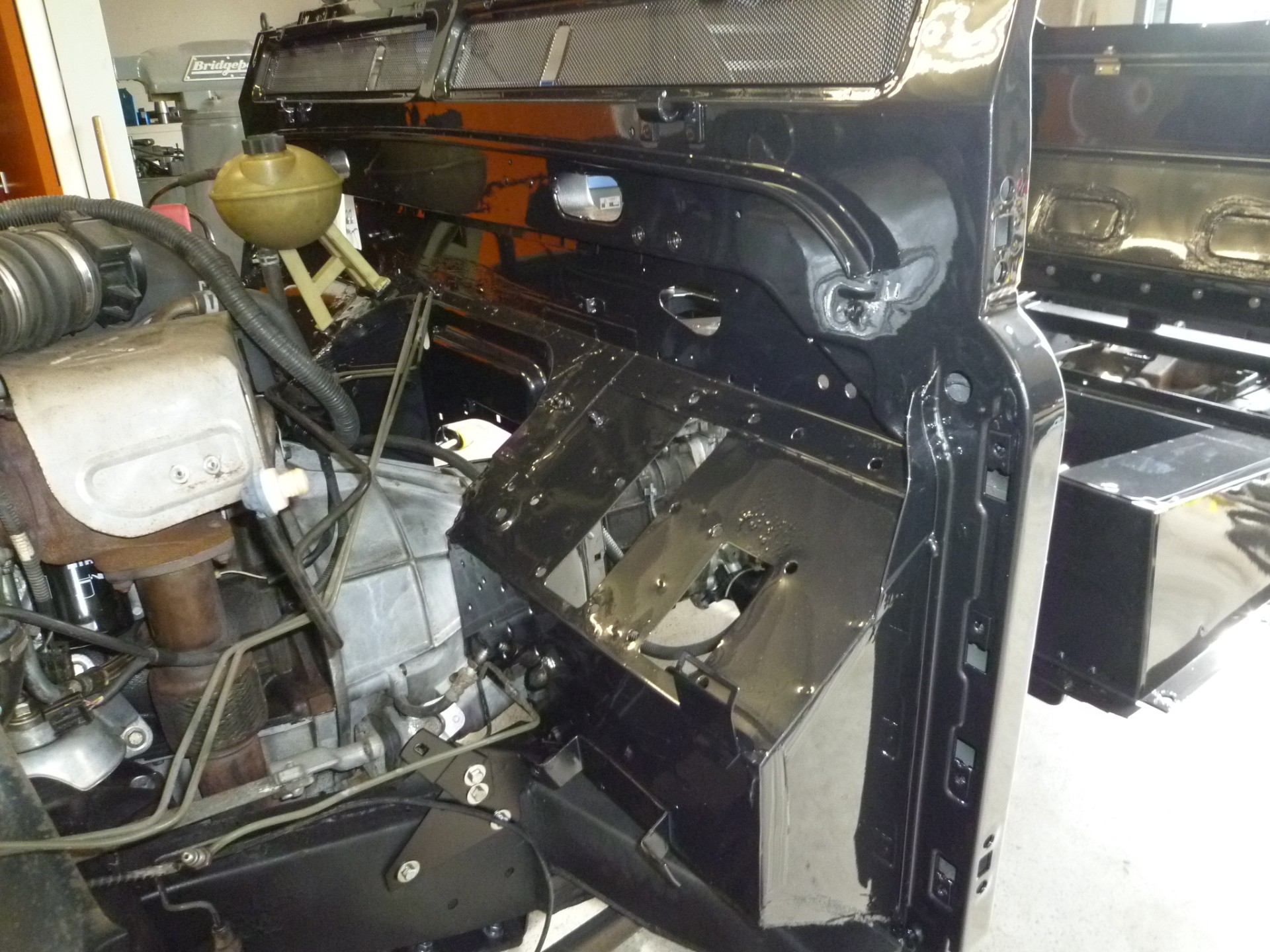 2000 Land Rover Defender 130 233