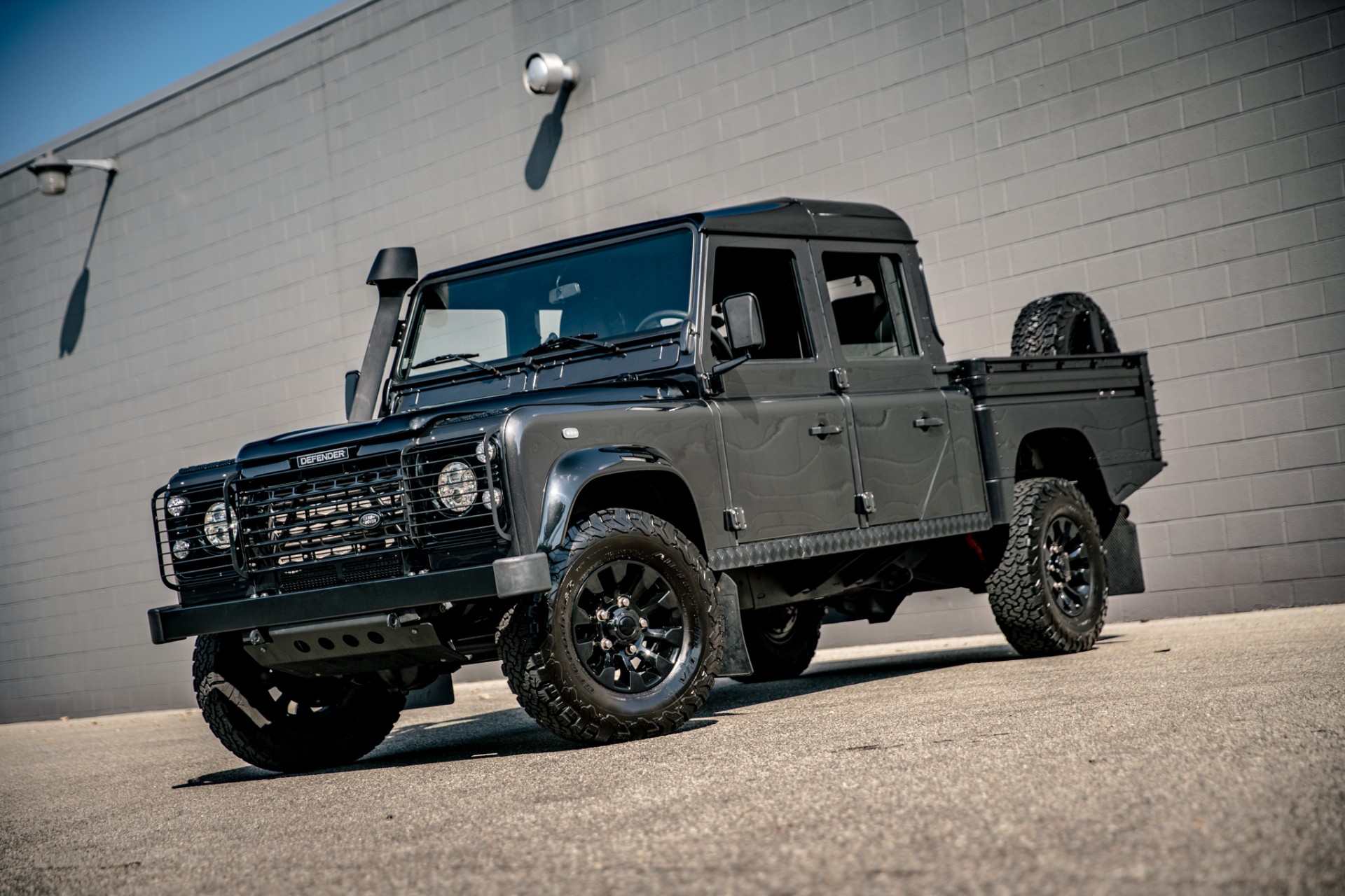 2000 Land Rover Defender 130 3