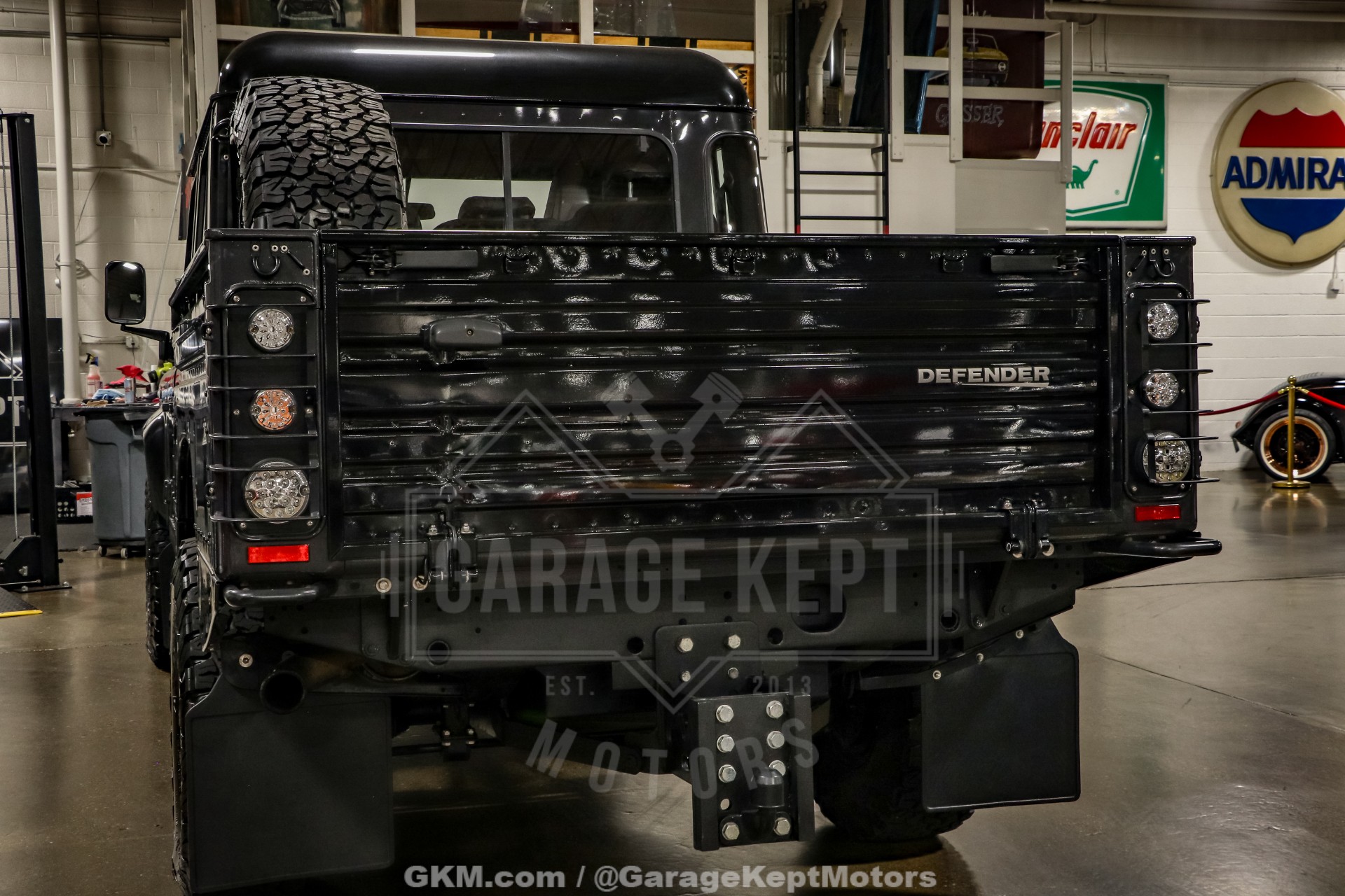 2000 Land Rover Defender 130 49