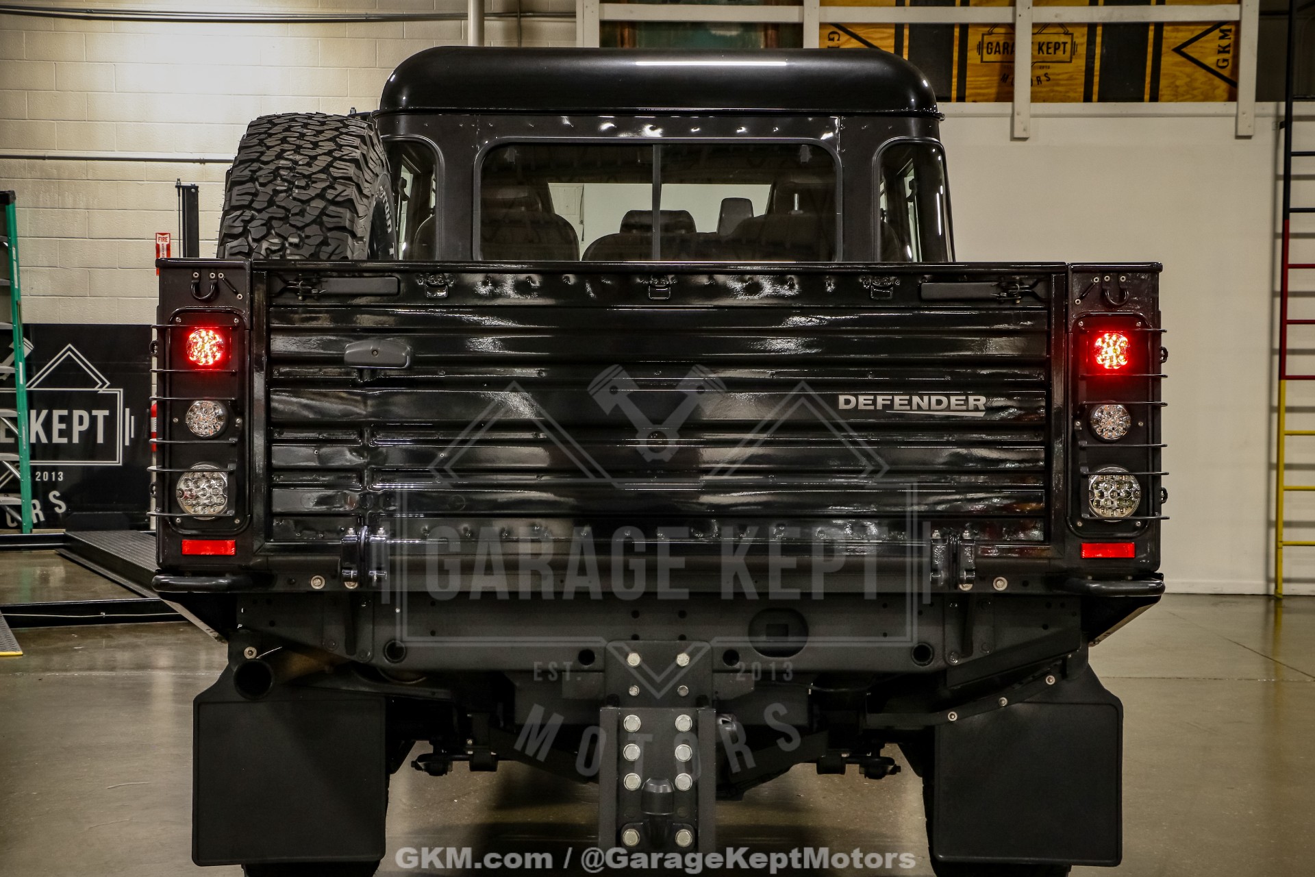 2000 Land Rover Defender 130 52