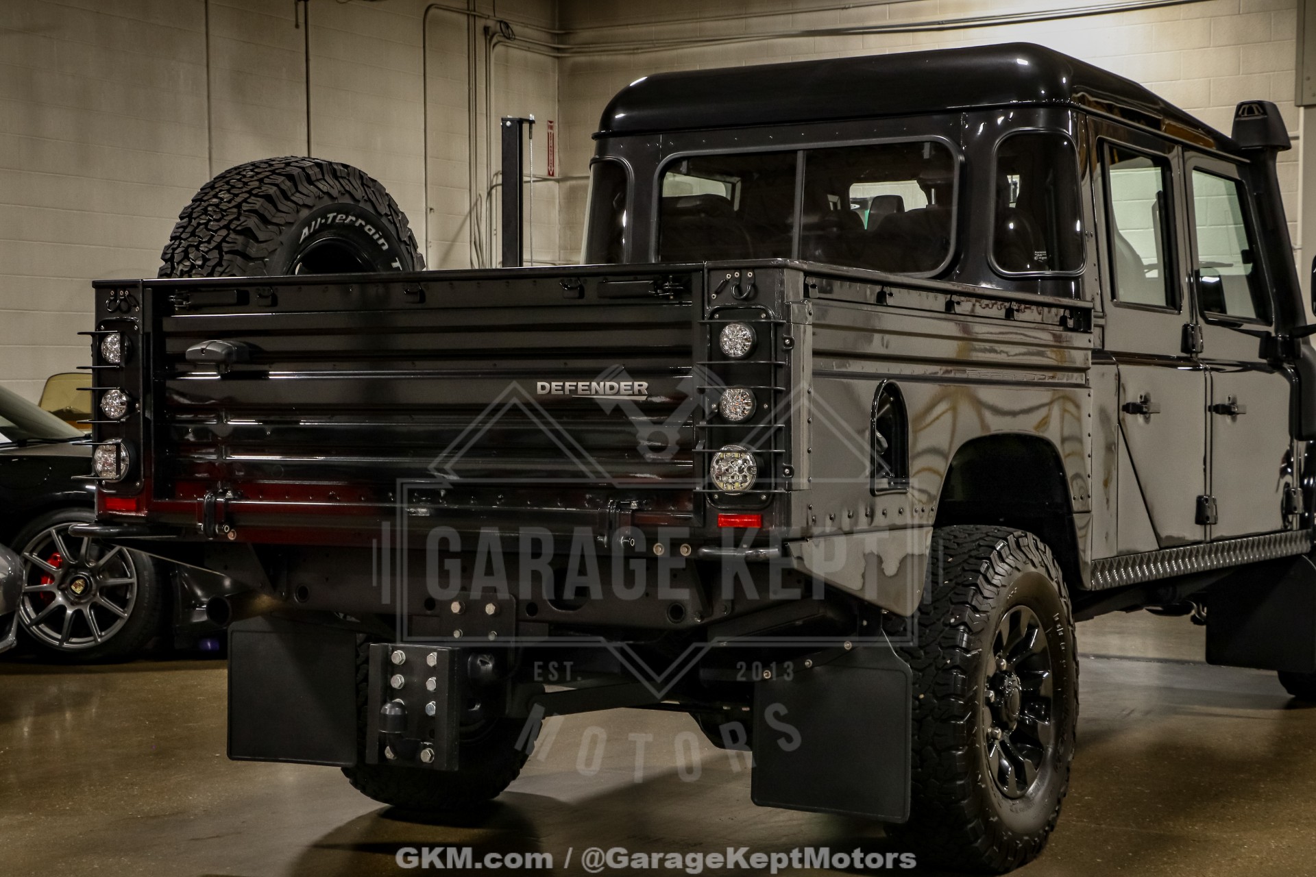 2000 Land Rover Defender 130 54