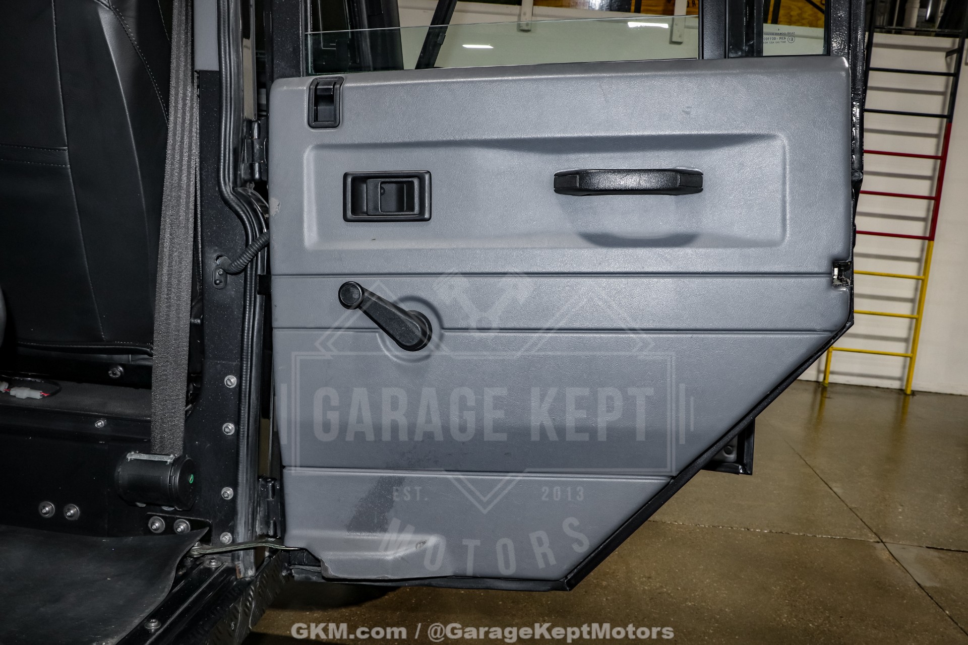 2000 Land Rover Defender 130 81