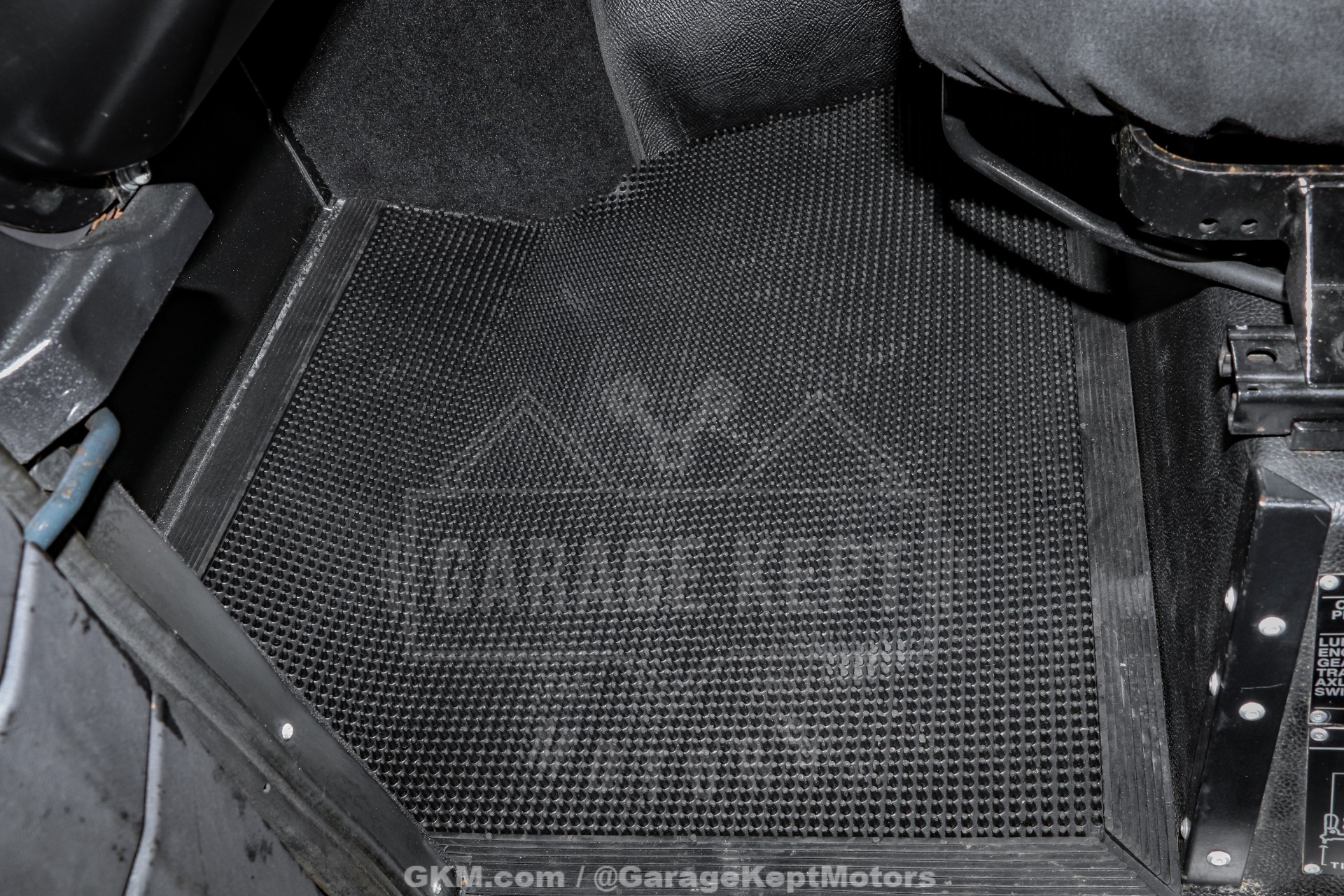 1989 Land Rover Defender 110 Perentie 6x6 103