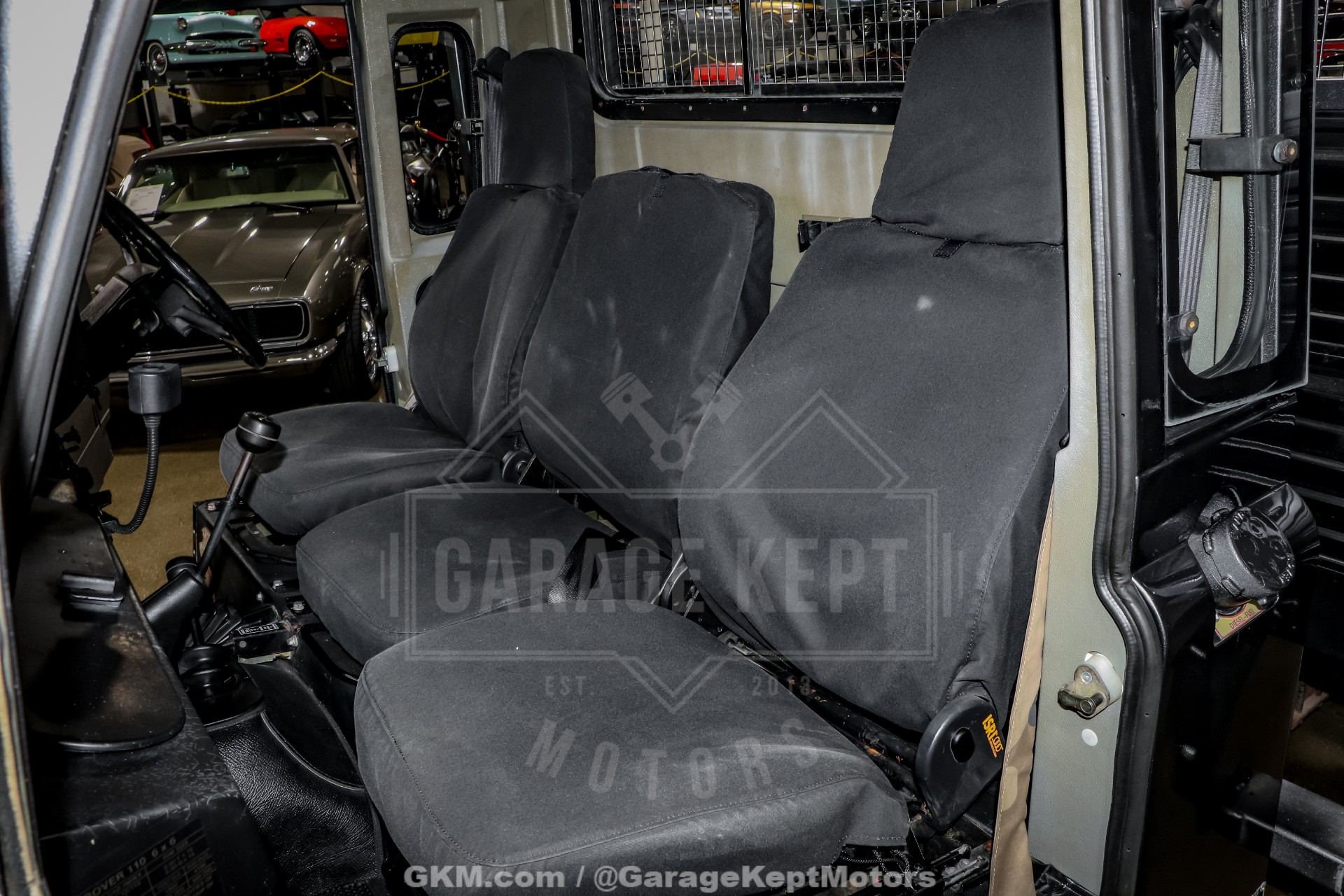 1989 Land Rover Defender 110 Perentie 6x6 106