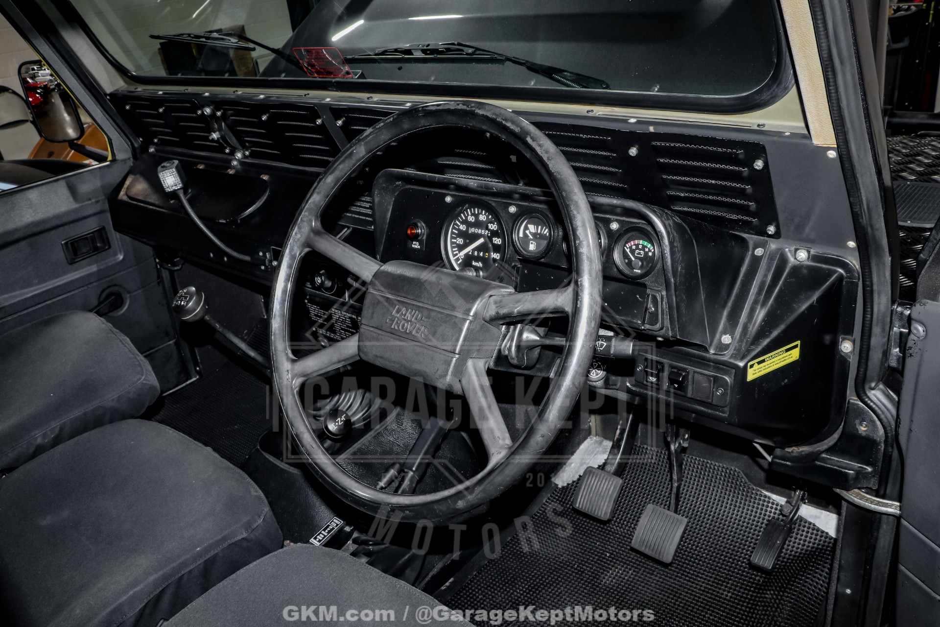 1989 Land Rover Defender 110 Perentie 6x6 111