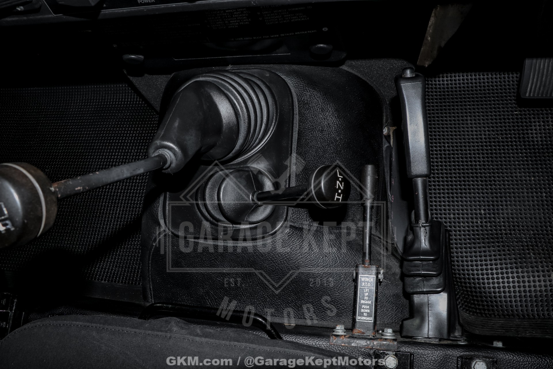 1989 Land Rover Defender 110 Perentie 6x6 125