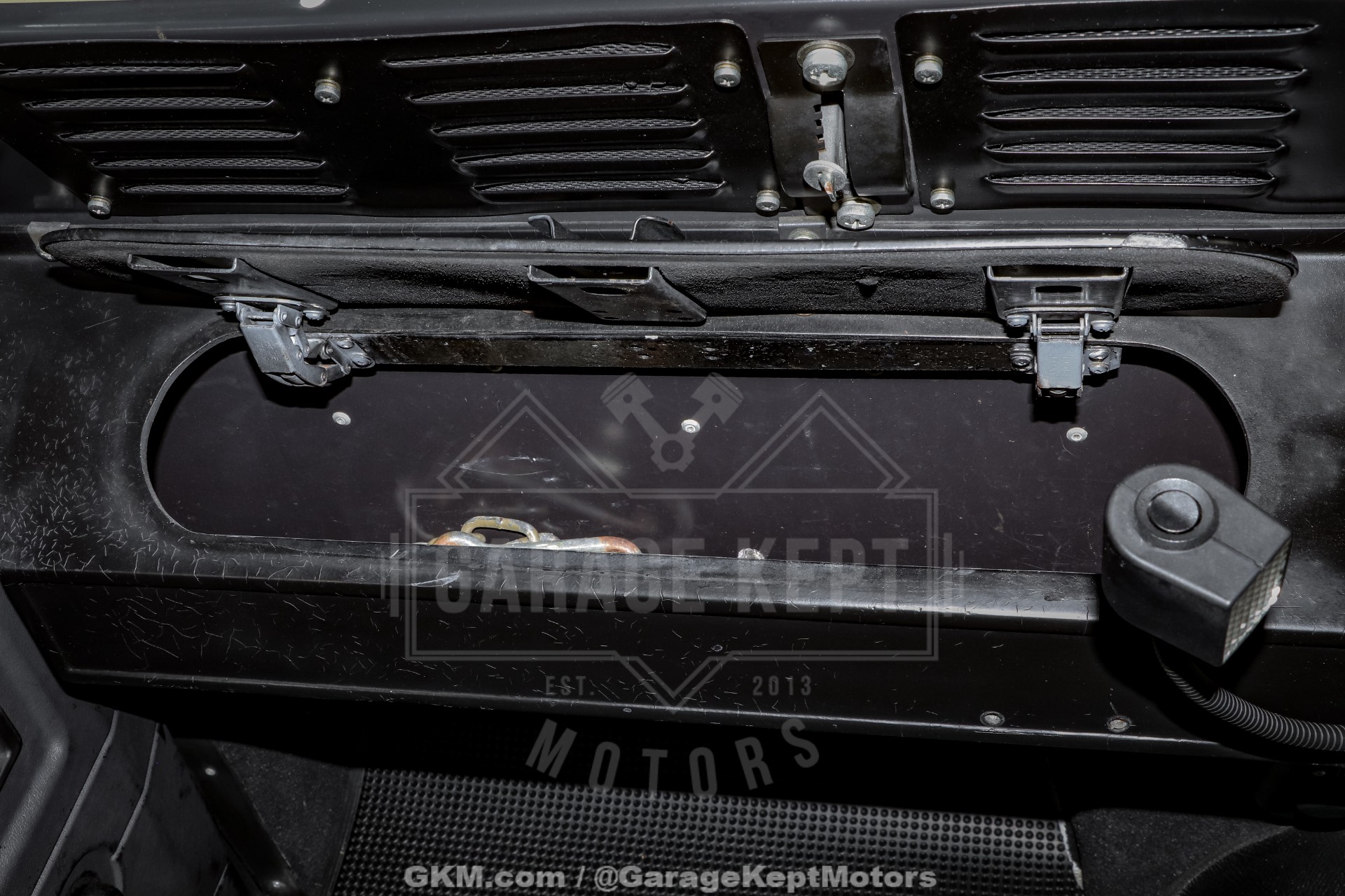 1989 Land Rover Defender 110 Perentie 6x6 127