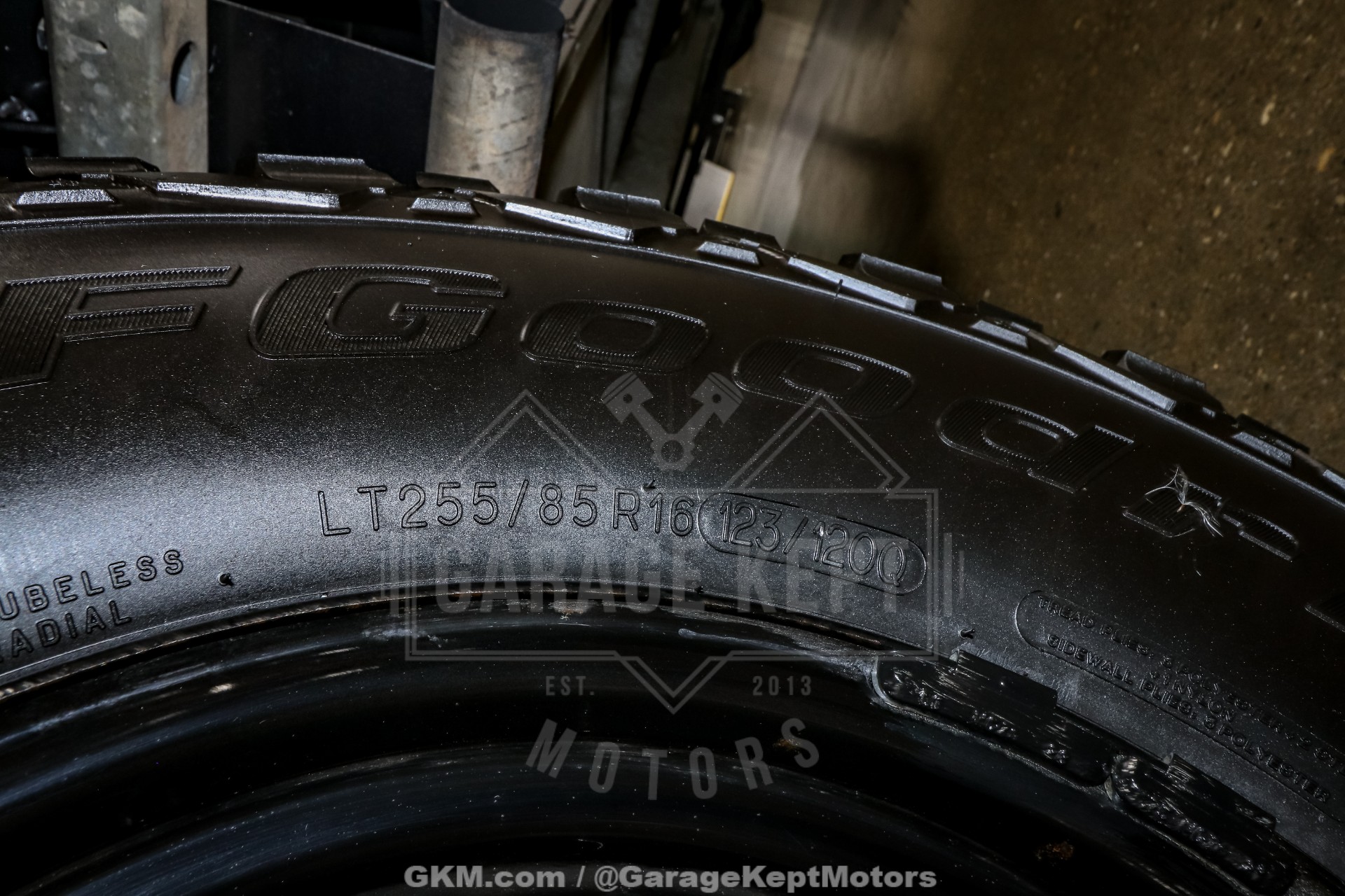 1989 Land Rover Defender 110 Perentie 6x6 162