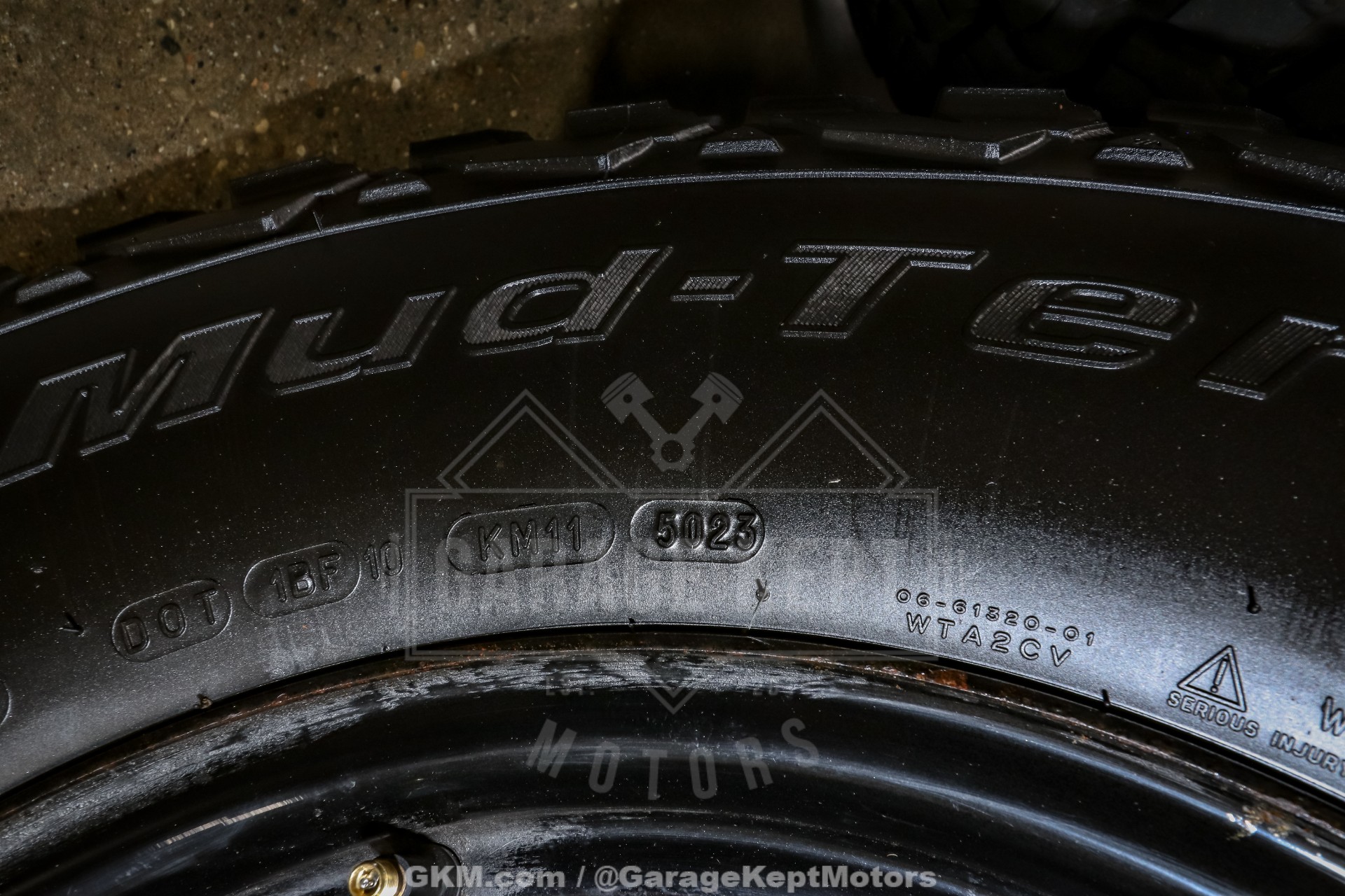 1989 Land Rover Defender 110 Perentie 6x6 163