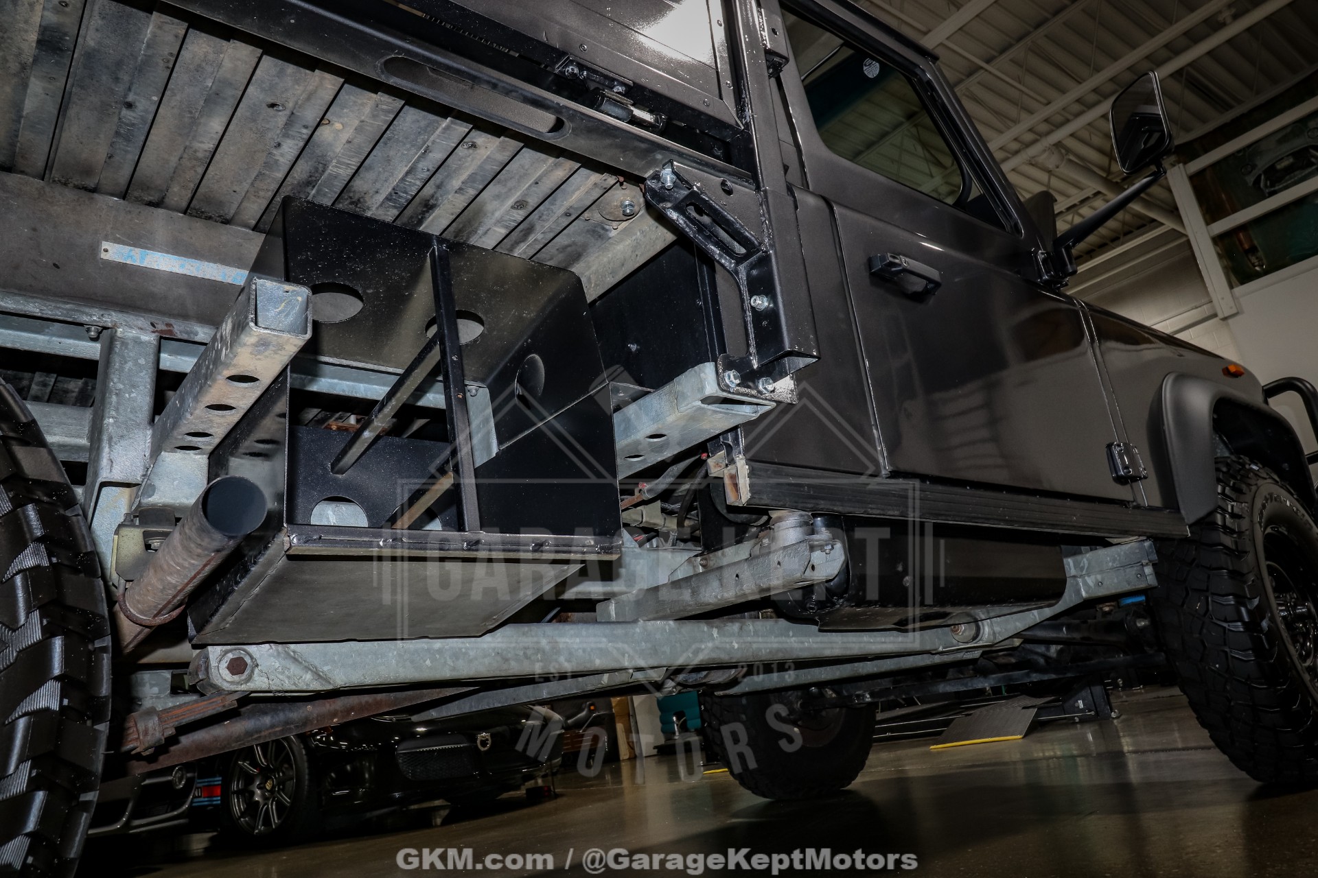 1989 Land Rover Defender 110 Perentie 6x6 164