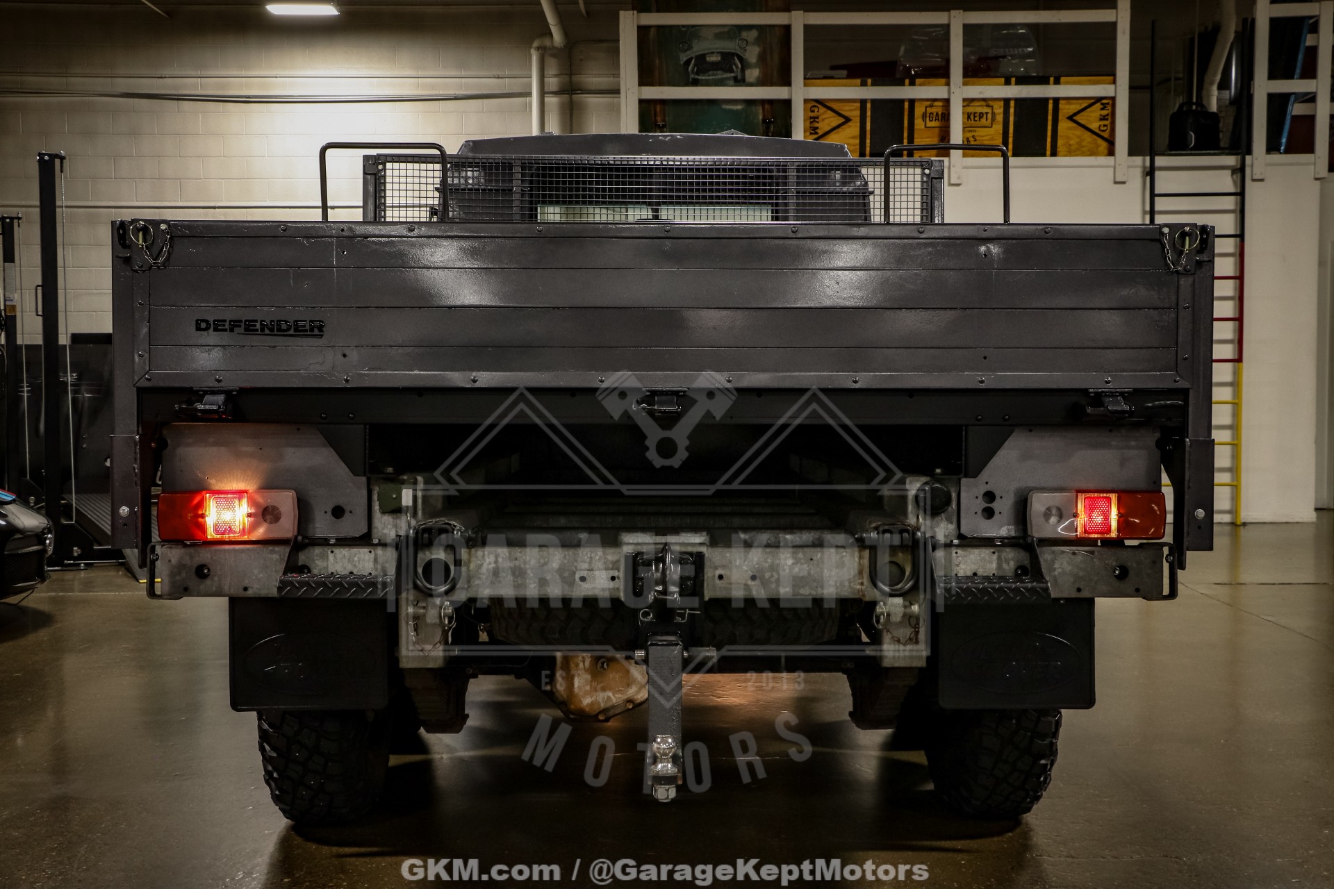 1989 Land Rover Defender 110 Perentie 6x6 54