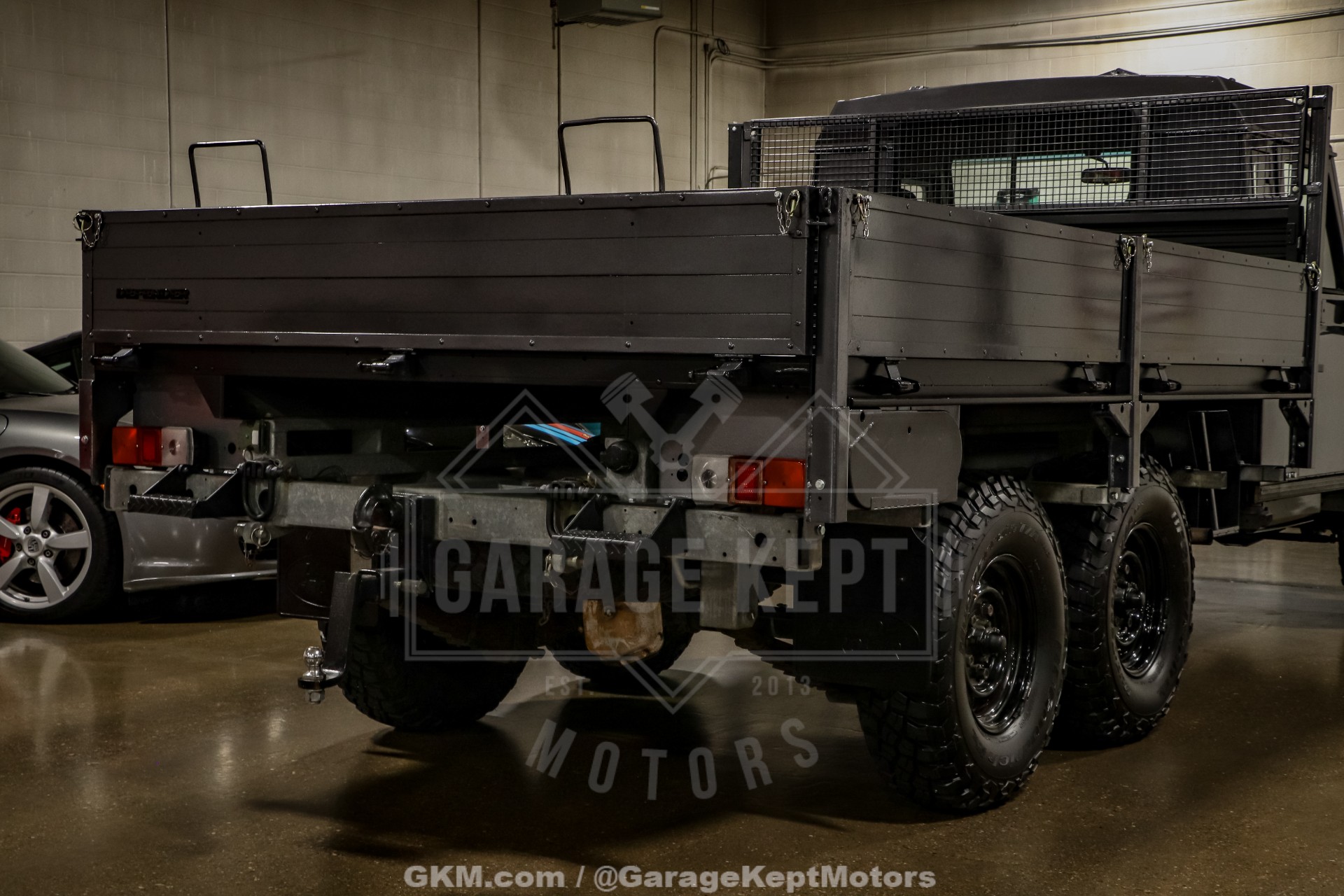 1989 Land Rover Defender 110 Perentie 6x6 56