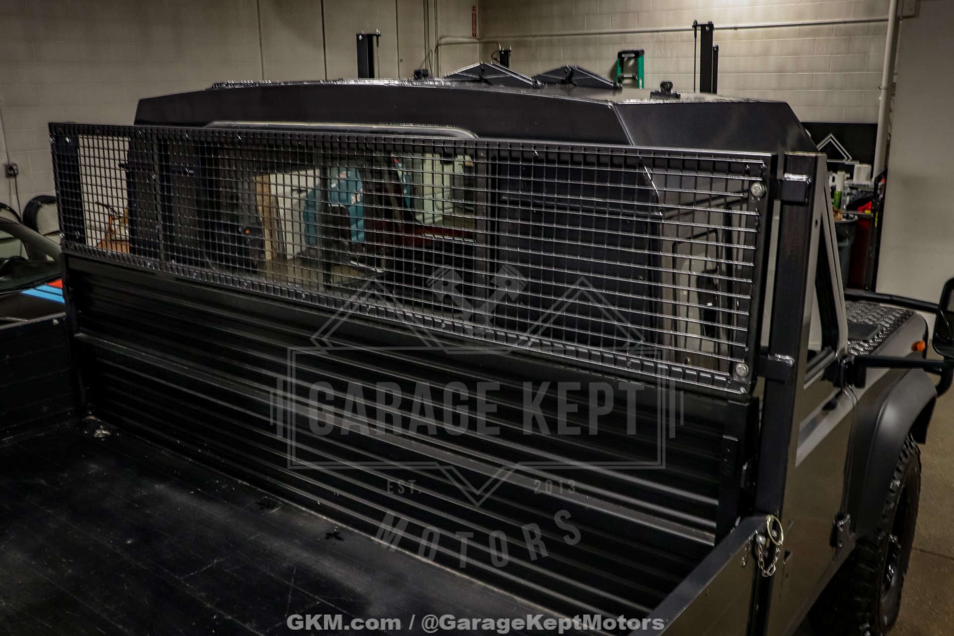 1989 Land Rover Defender 110 Perentie 6x6 60