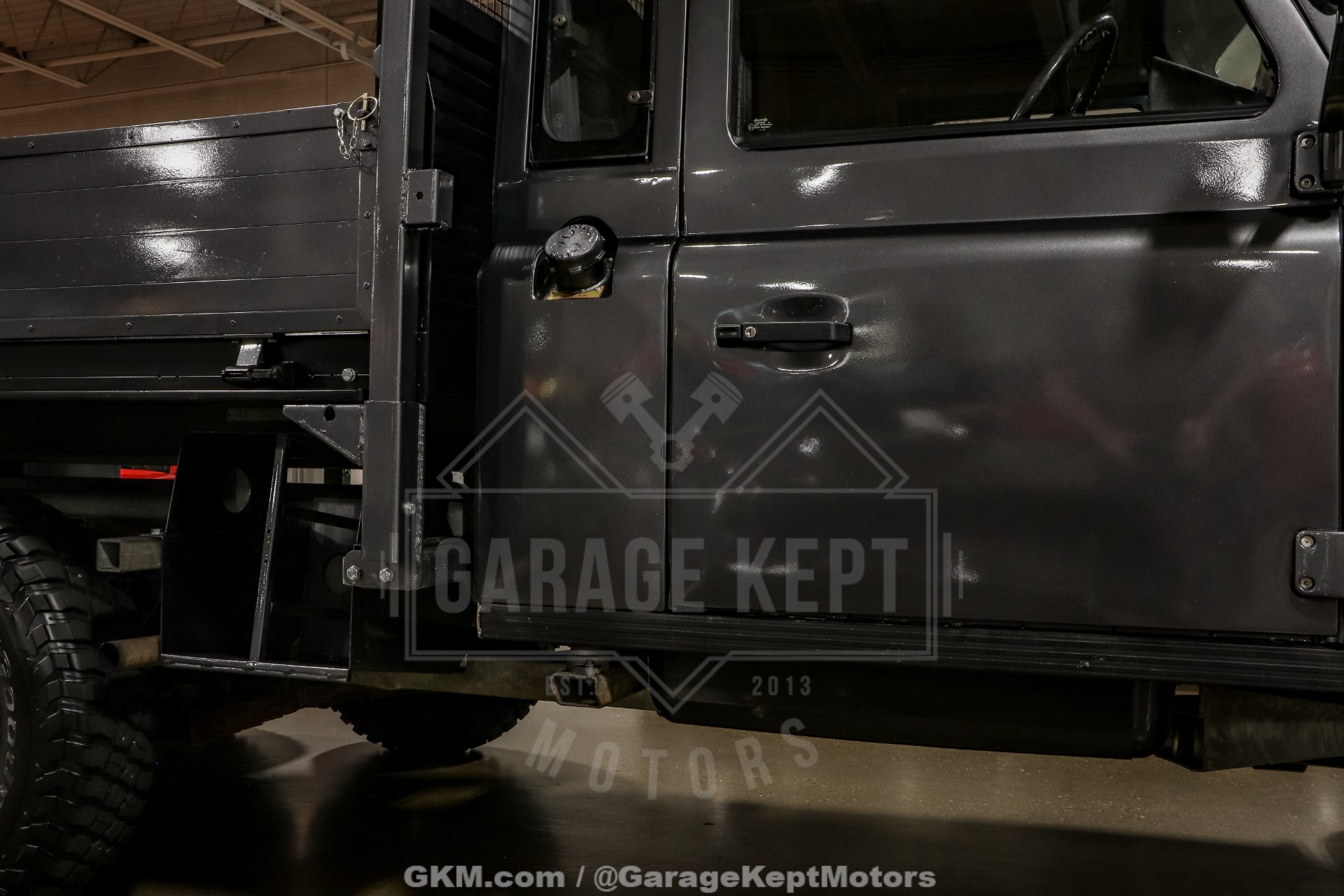 1989 Land Rover Defender 110 Perentie 6x6 64