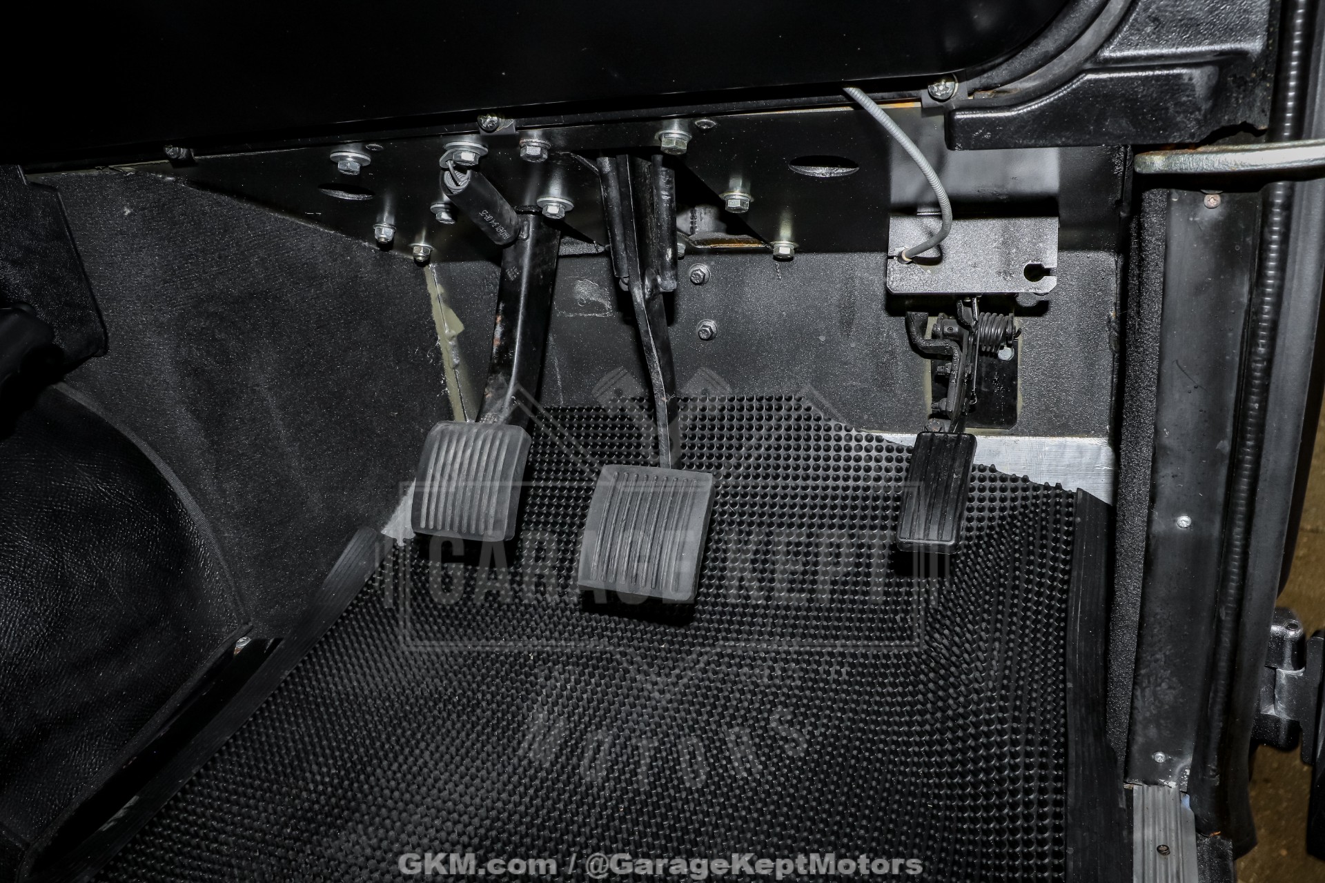 1989 Land Rover Defender 110 Perentie 6x6 79