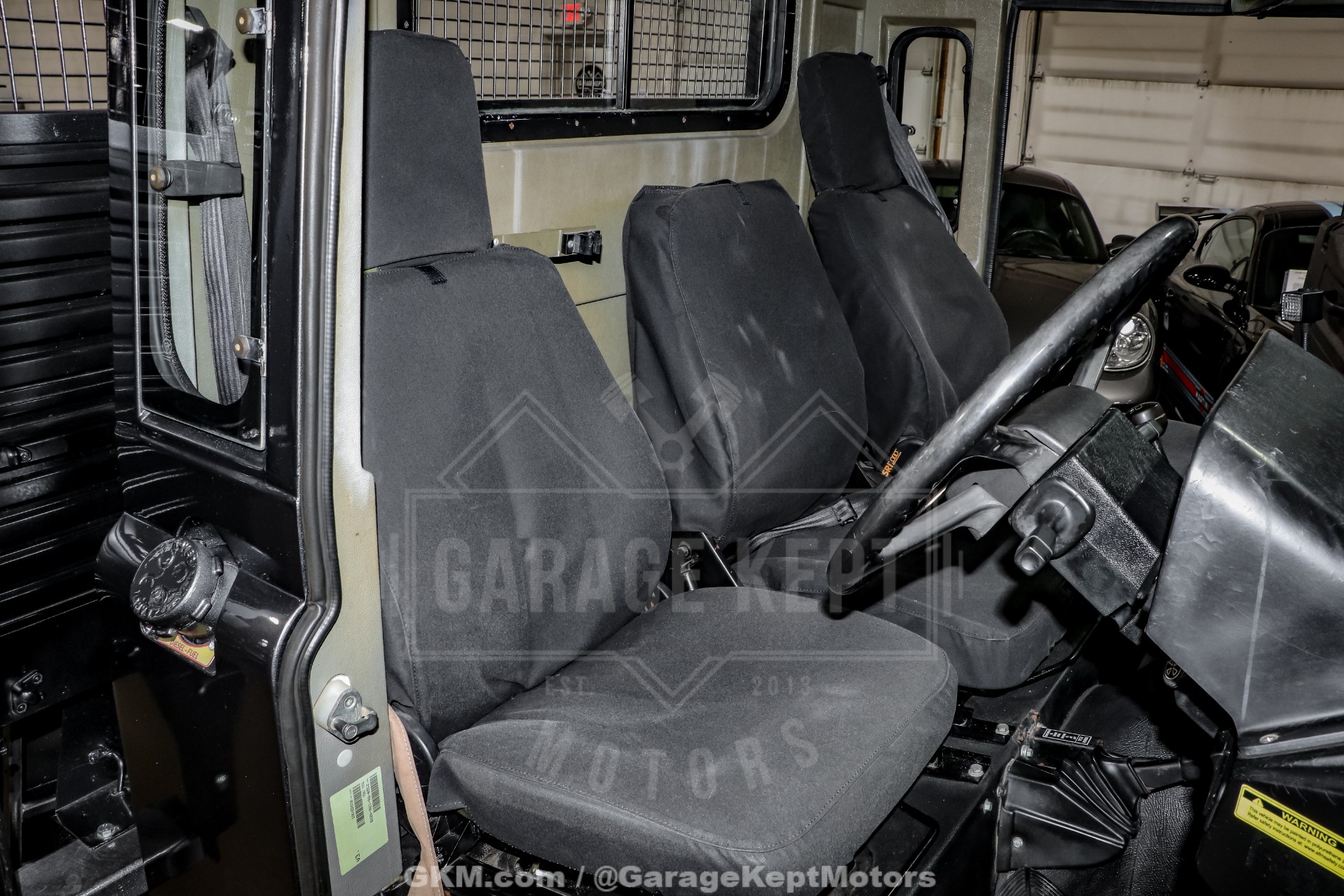 1989 Land Rover Defender 110 Perentie 6x6 81