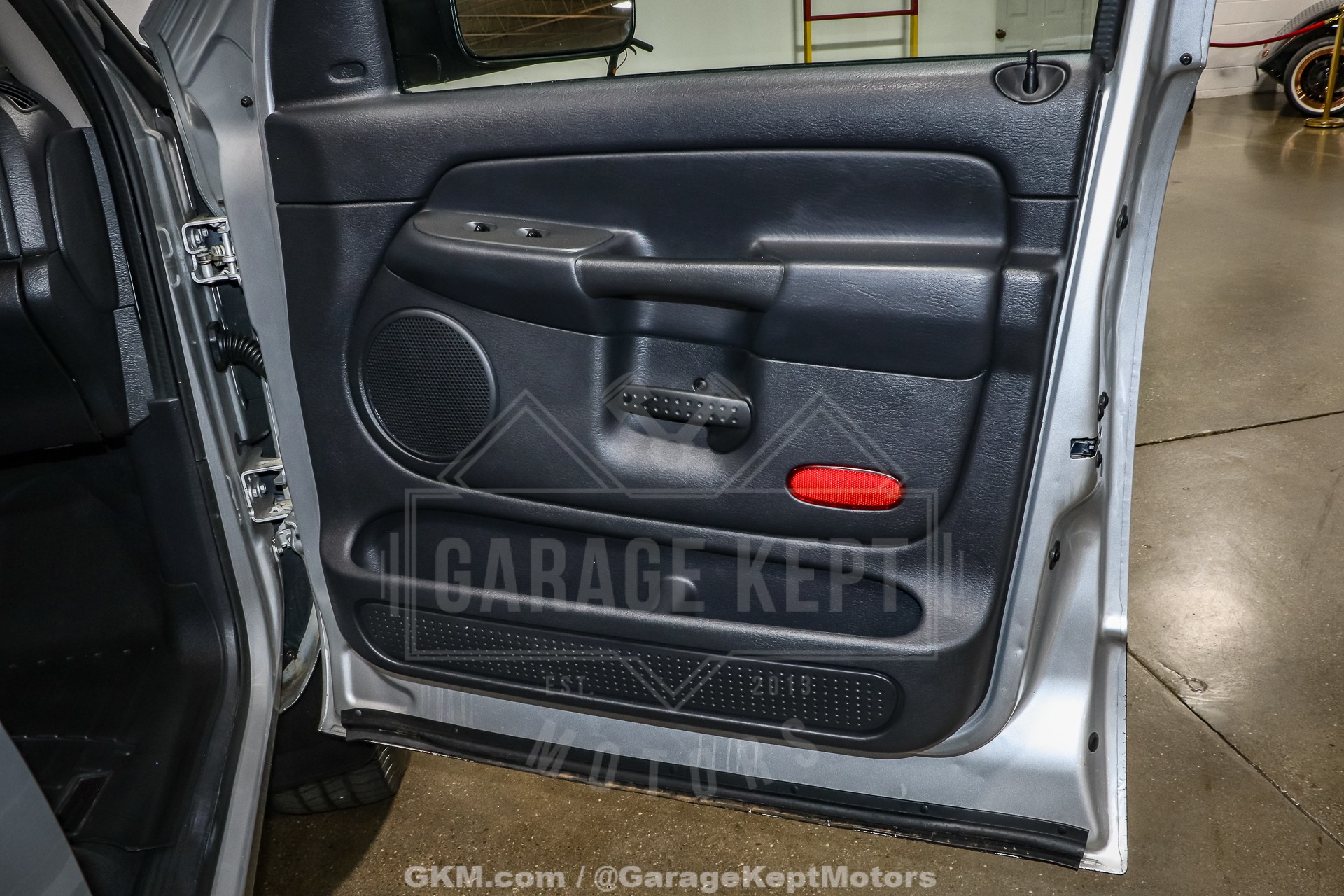 2003 Dodge RAM 3500 SLT 52