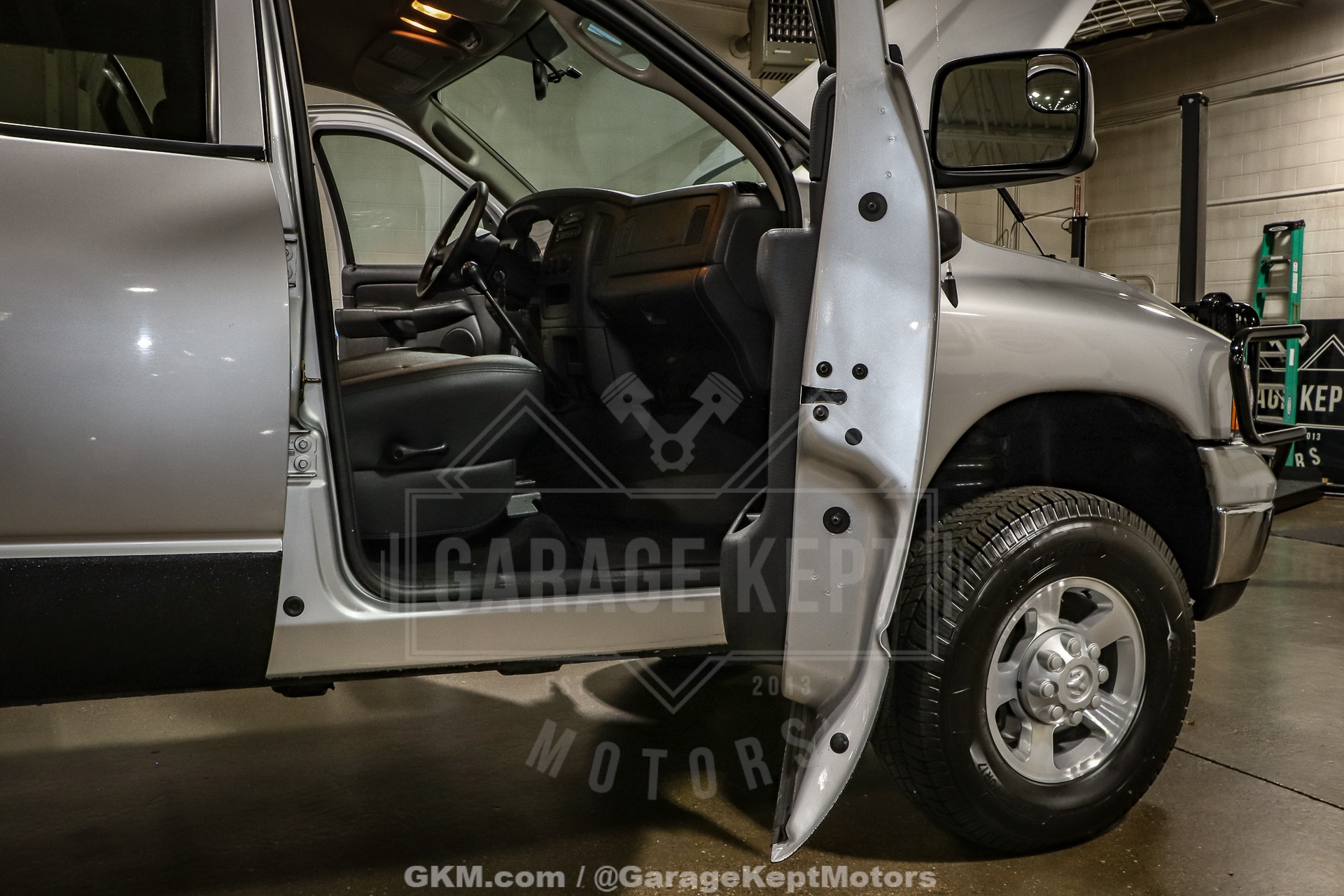 2003 Dodge RAM 3500 SLT 53