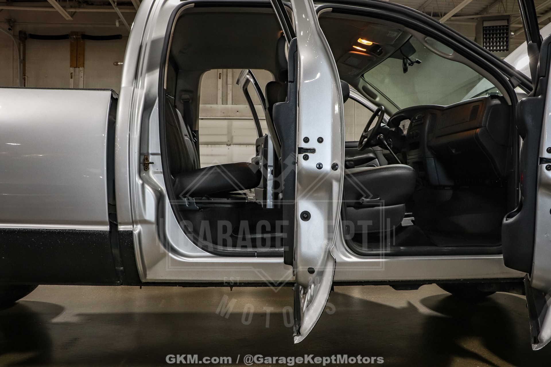 2003 Dodge RAM 3500 SLT 62