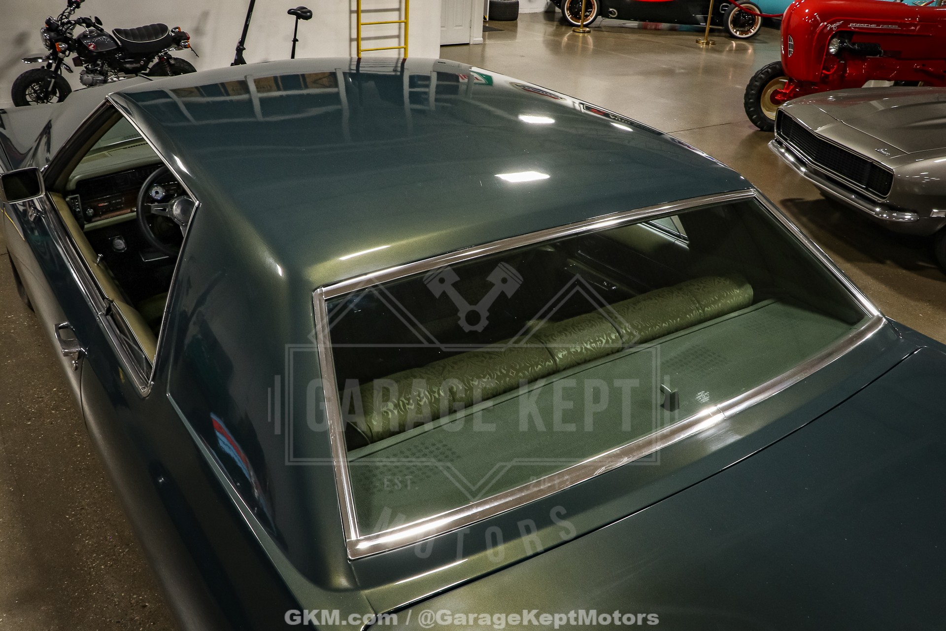 1972 Cadillac DeVille 37