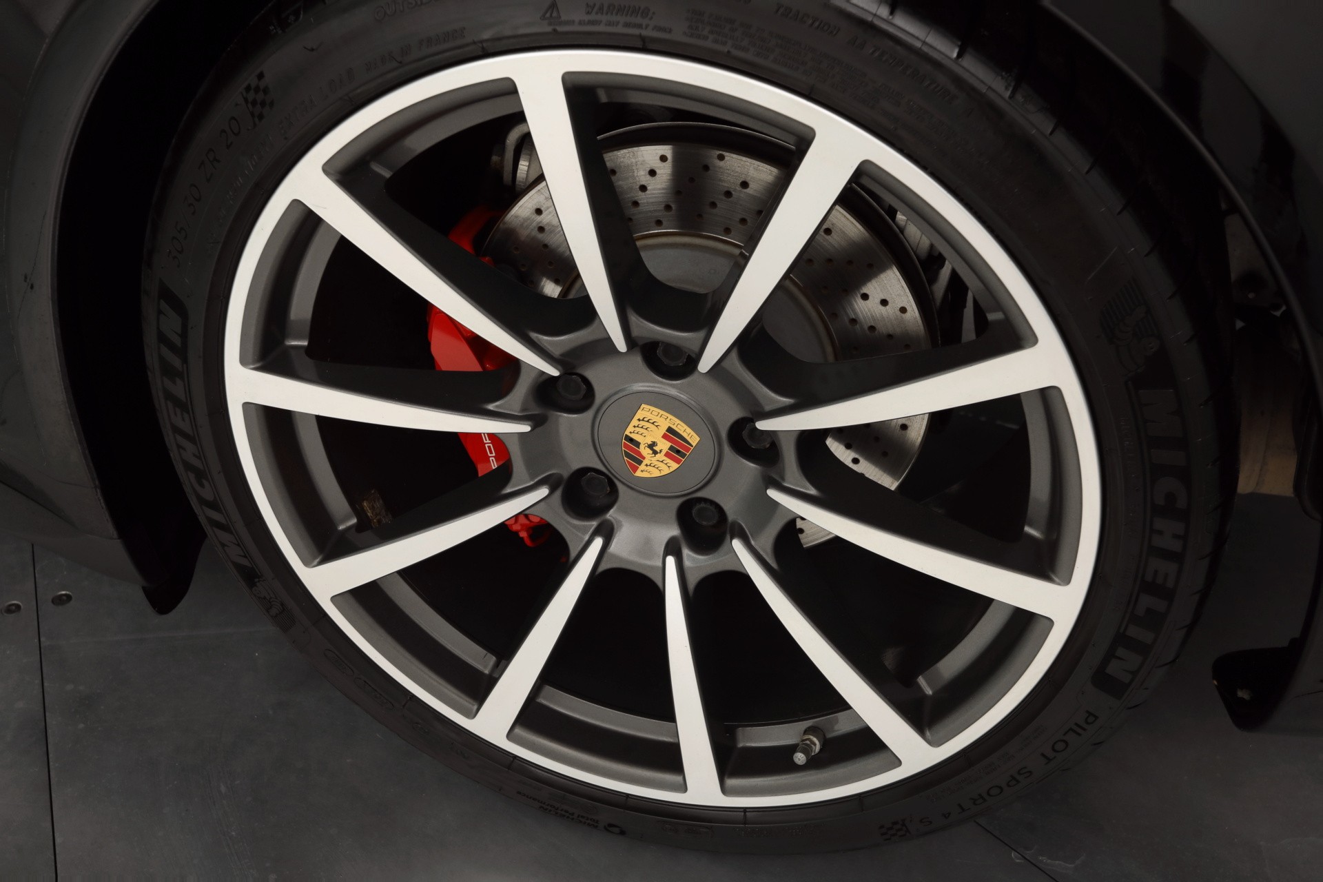 2015 Porsche 911 184