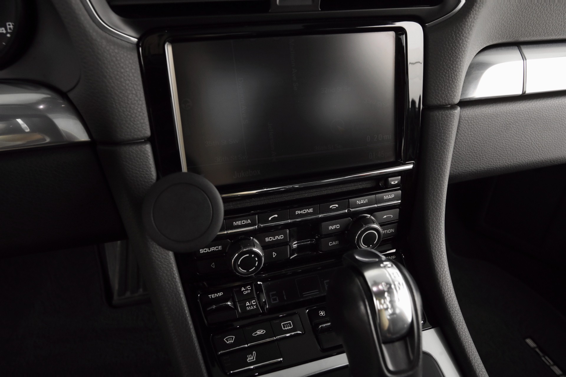 2015 Porsche 911 215