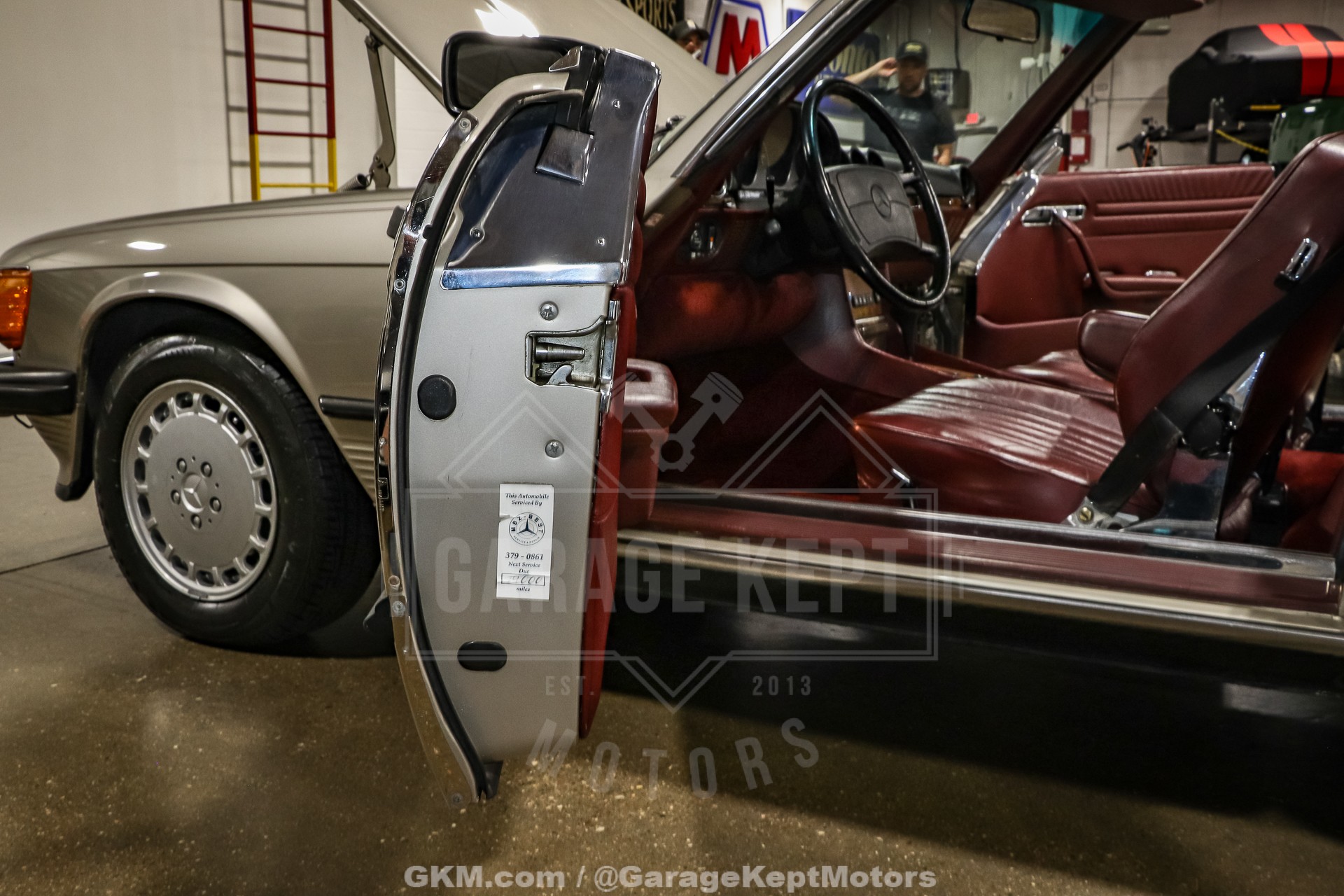 1986 Mercedes-Benz 560SL 103