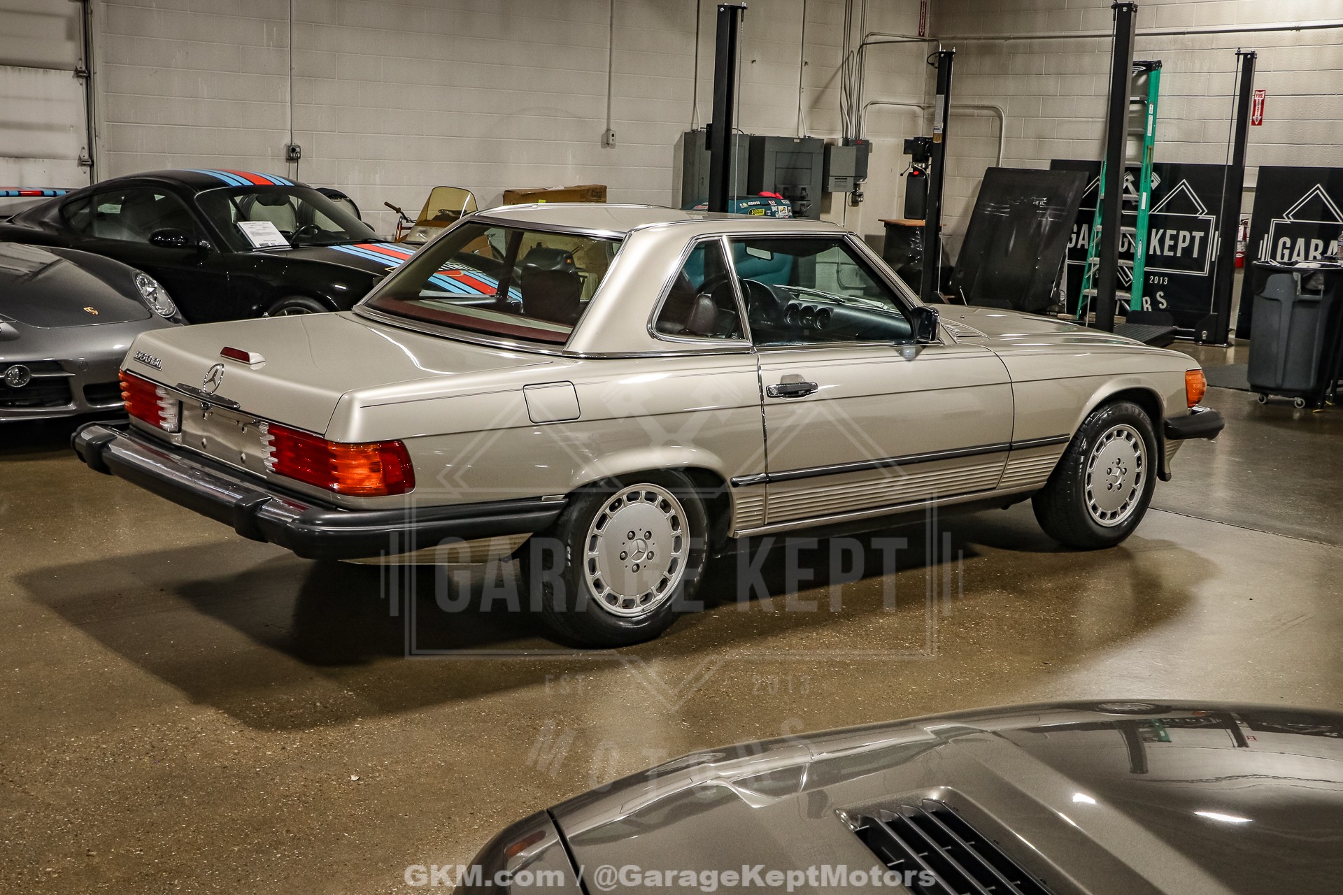 1986 Mercedes-Benz 560SL 10