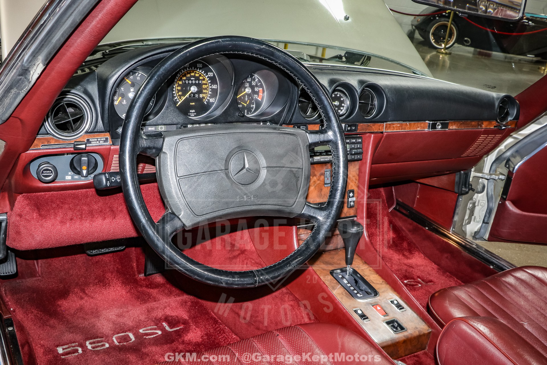1986 Mercedes-Benz 560SL 114
