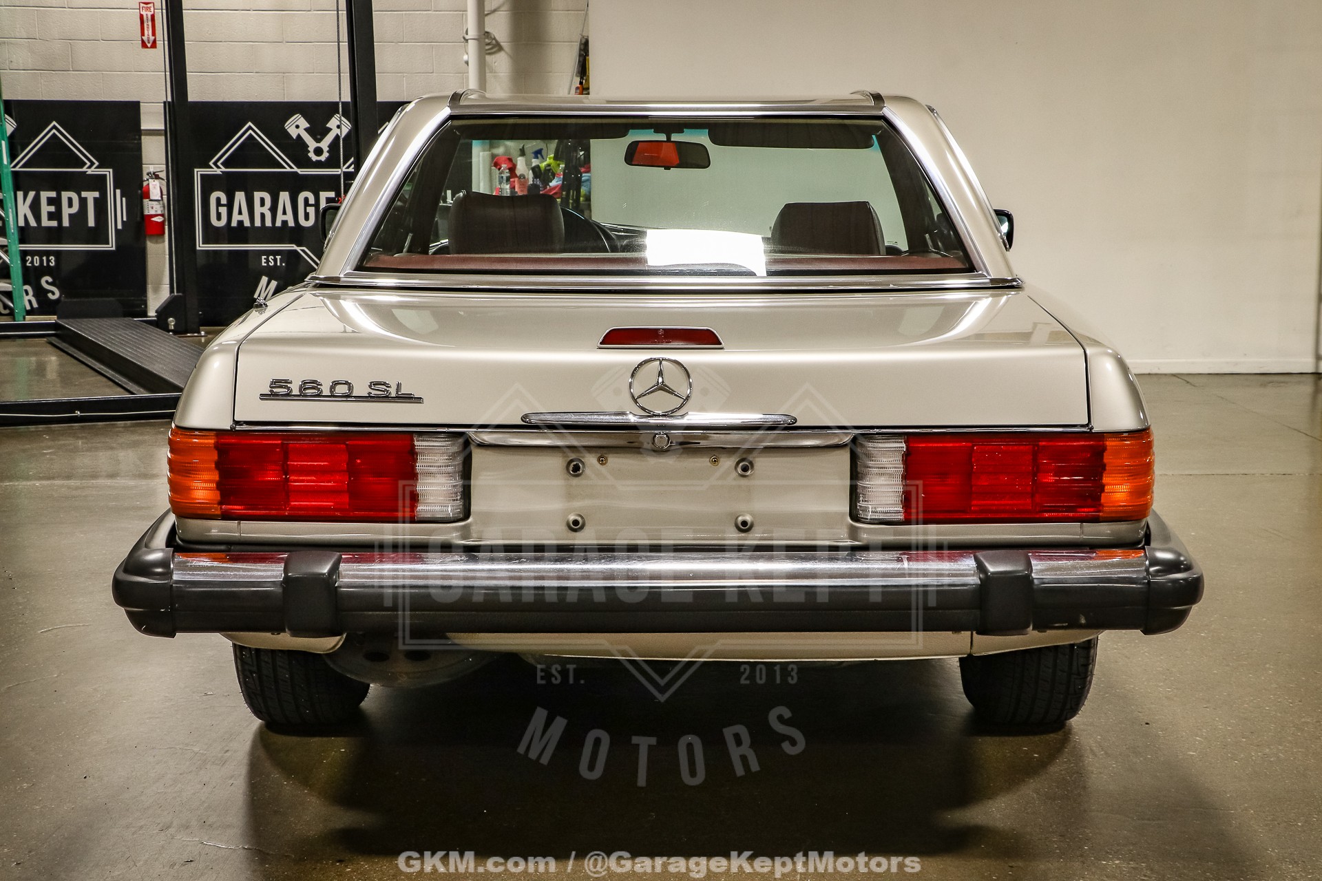 1986 Mercedes-Benz 560SL 42
